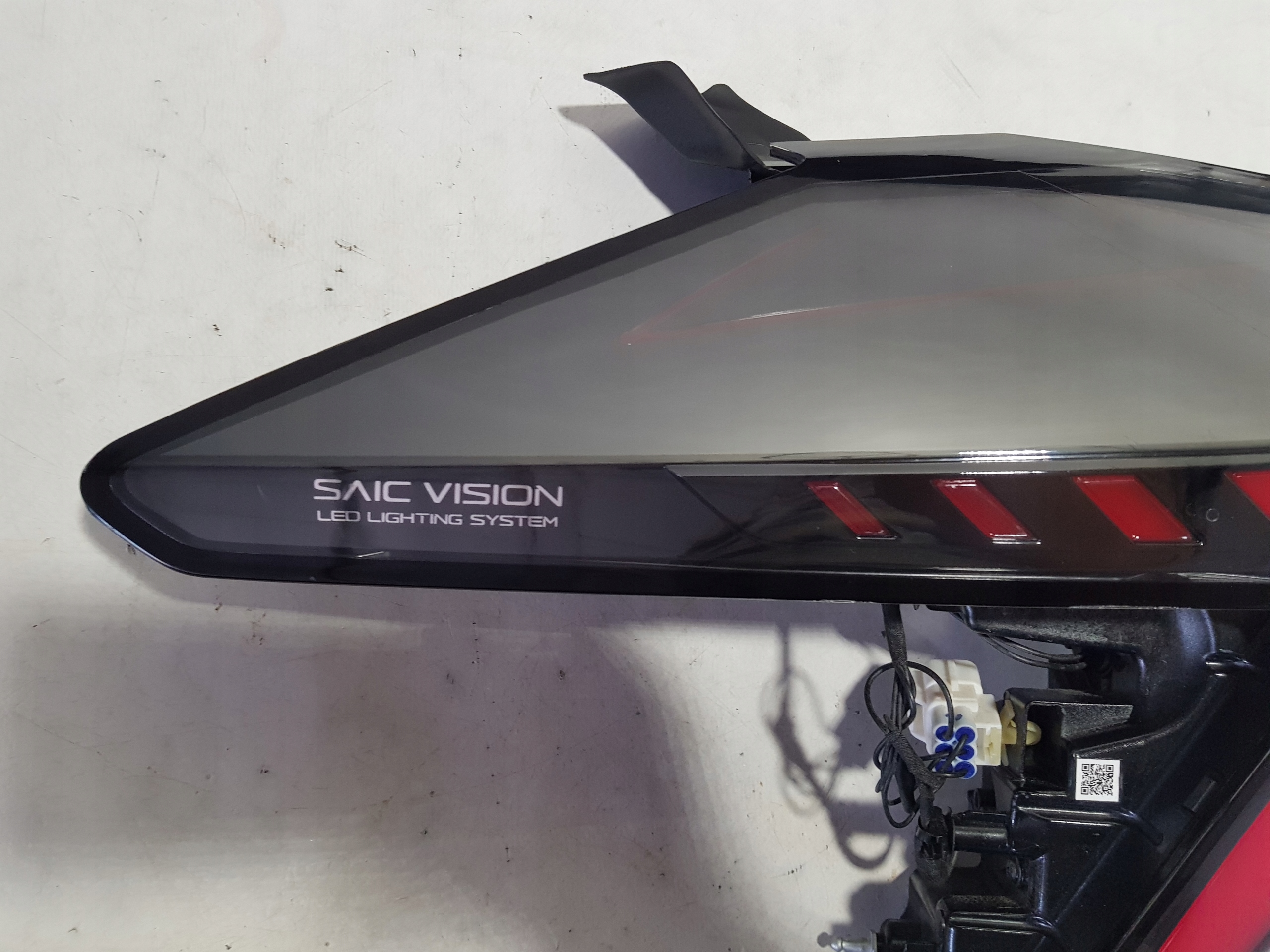 light rear part rear left 11179733 MG MG4 EH32