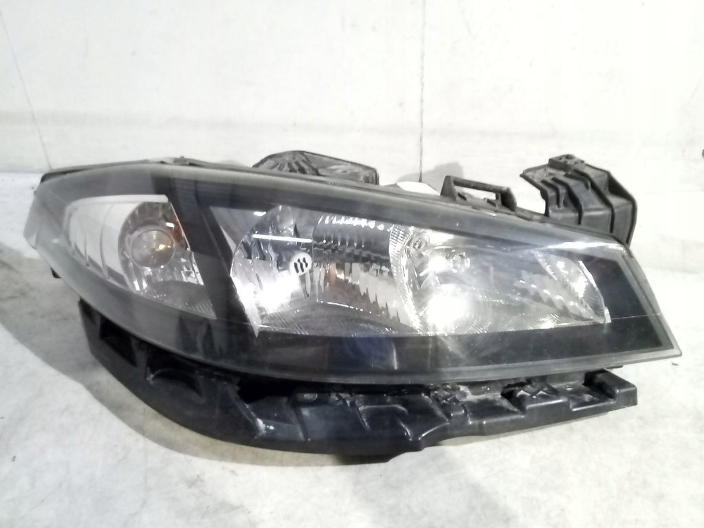 Renault Laguna II 2 lift light right front front 8200481197