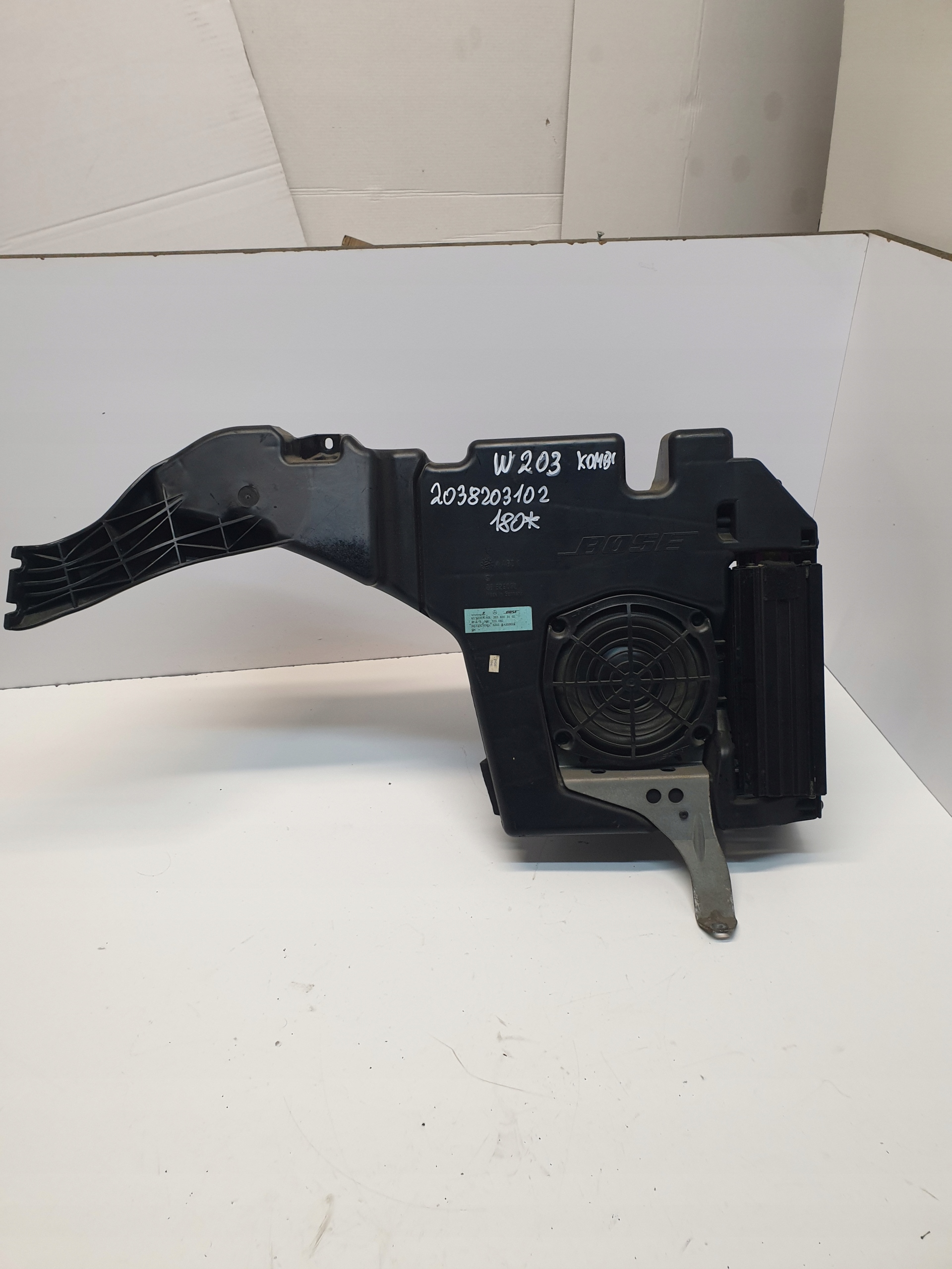 SUBWOOFER MERCEDES W203 2038203102