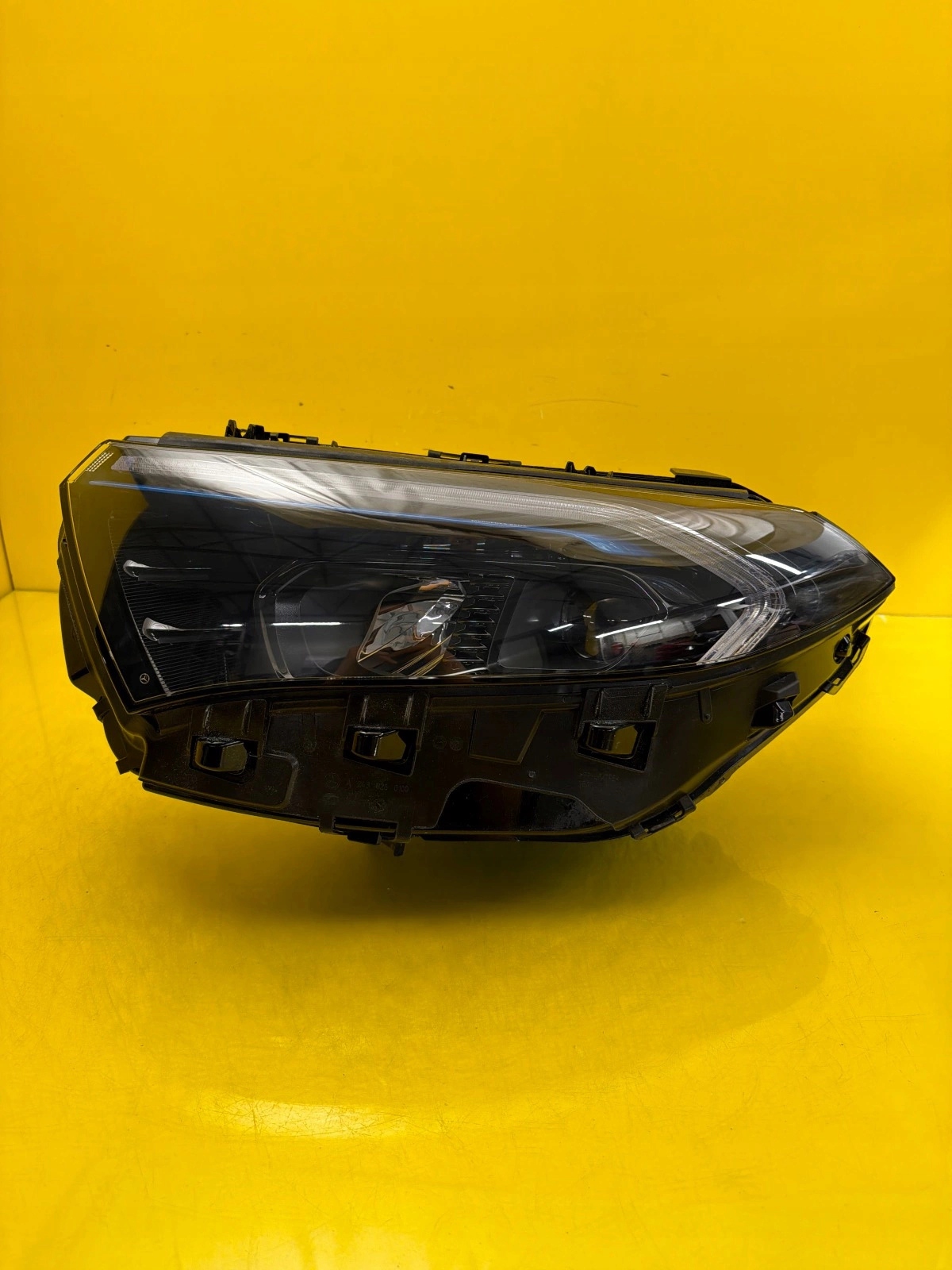 light left Mercedes EQA EQB W243 Full Led High Performance A2439062701