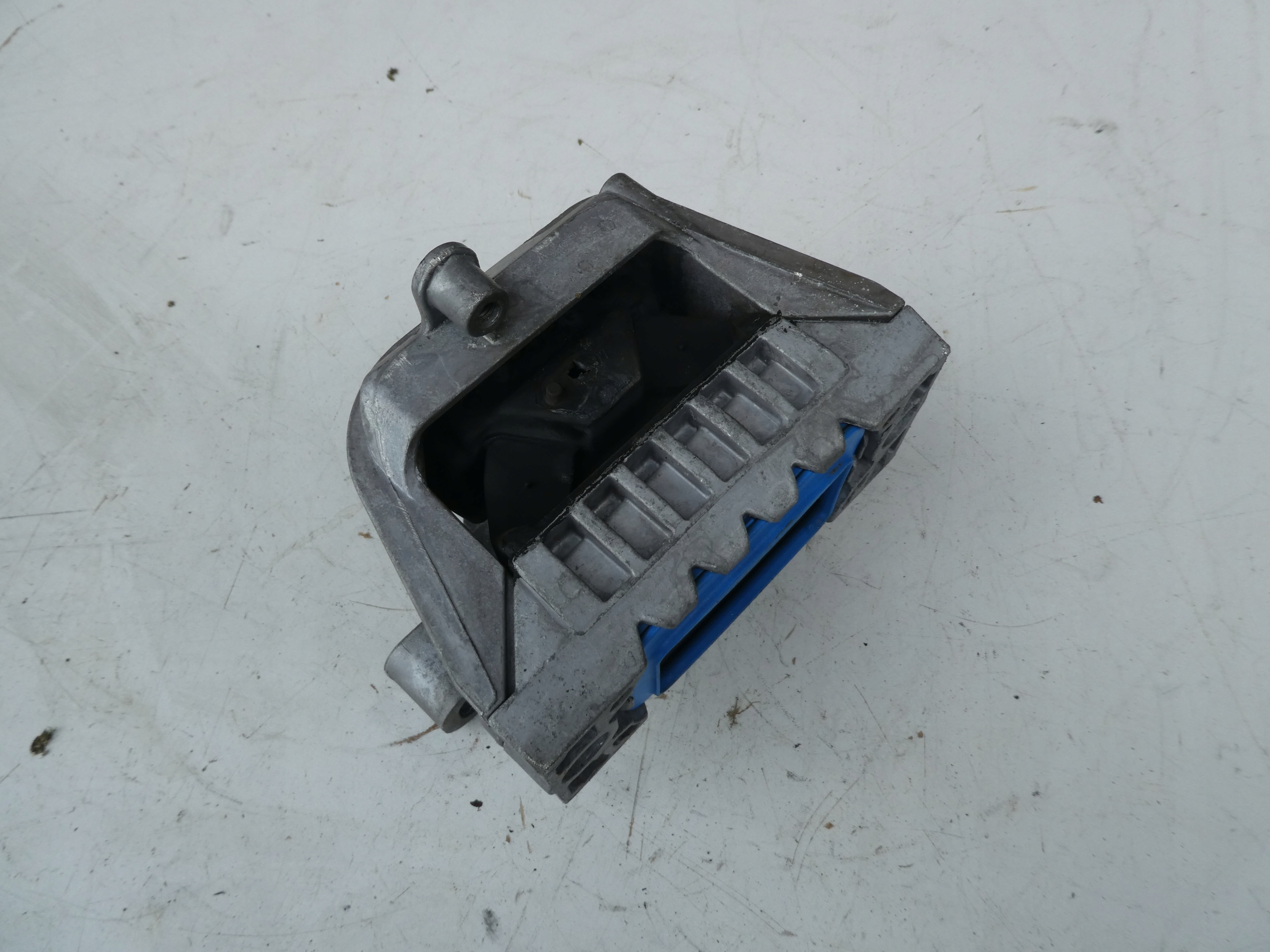 VW AUDI SEAT SKODA AIRBAG SUPPORT 1K0199262CR