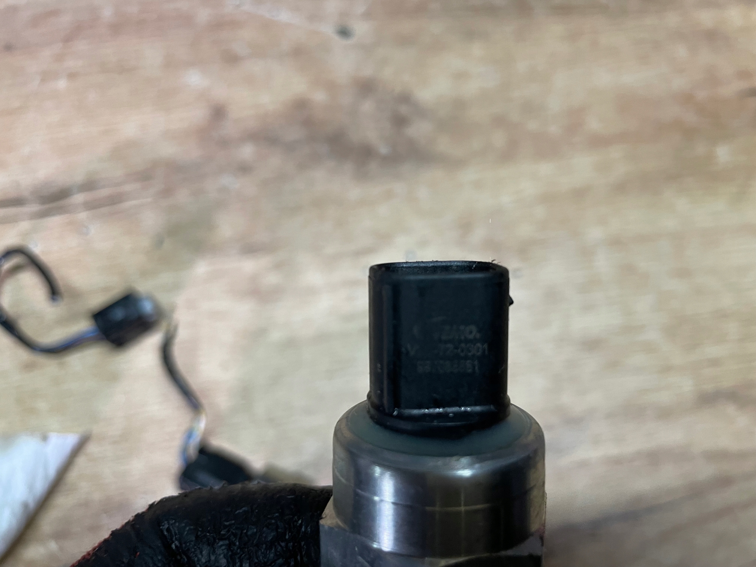 BMW 3 E46 CZUJNIK CIŚNIENIA POMPY HAMULCOWEJ DSC ESP 55CP09-01 Producent części Vemo