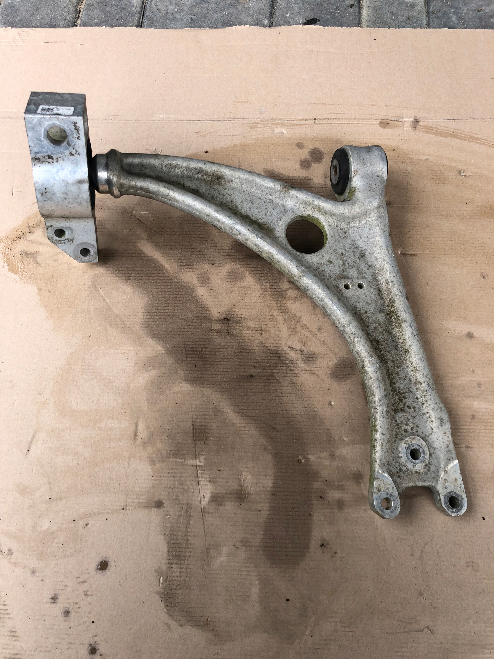 arm VW SKODA AUDI 3C0153D