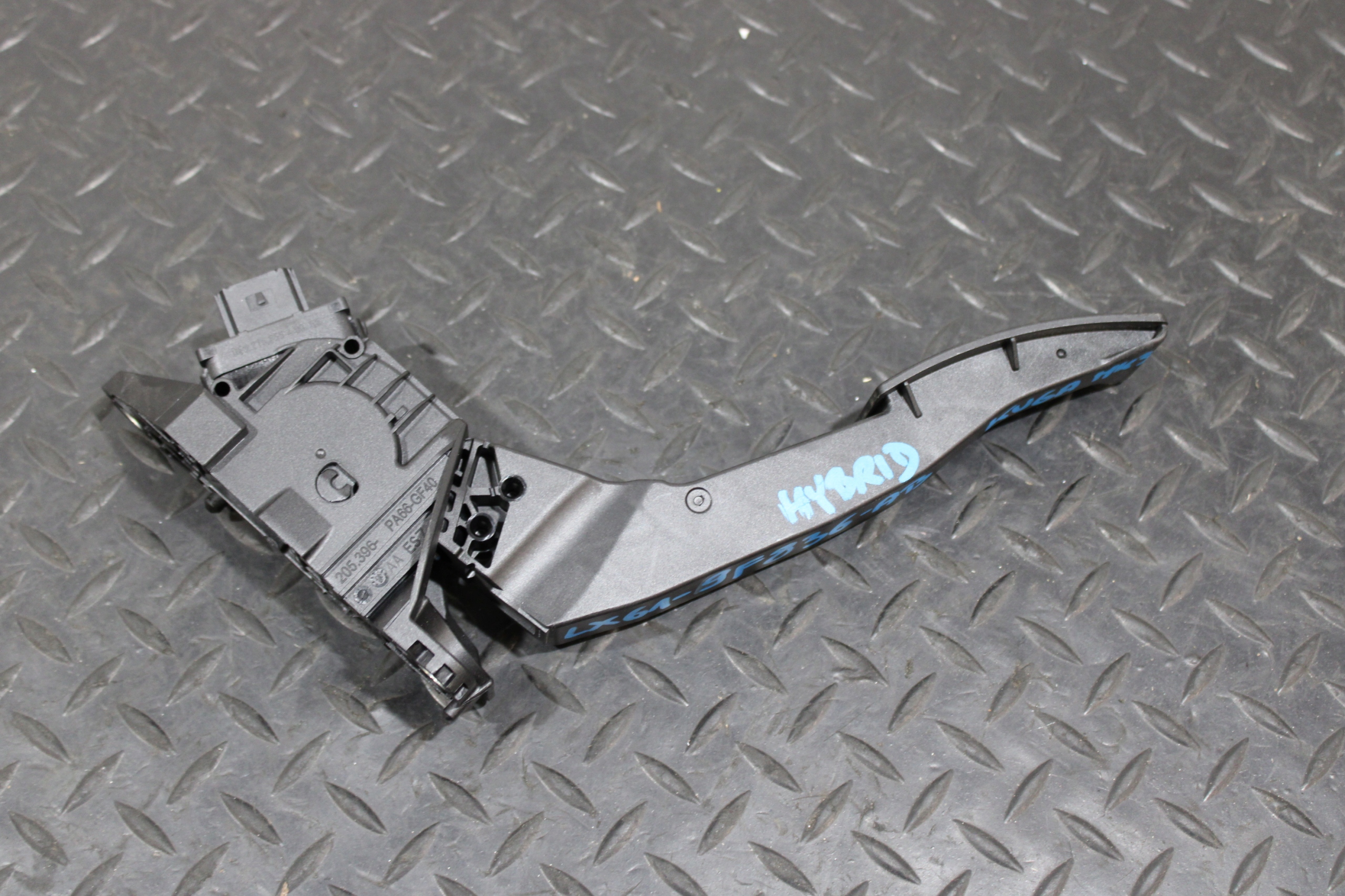 accelerator pedal FORD KUGA MK3 LX61-9F836-AB