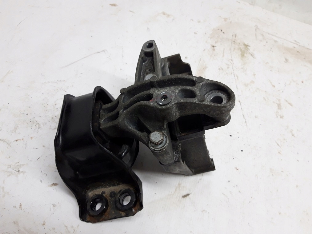 RENAULT MEGANE IV 1.5 DCI 2016- LAPA PODUSZKA SILNIKA