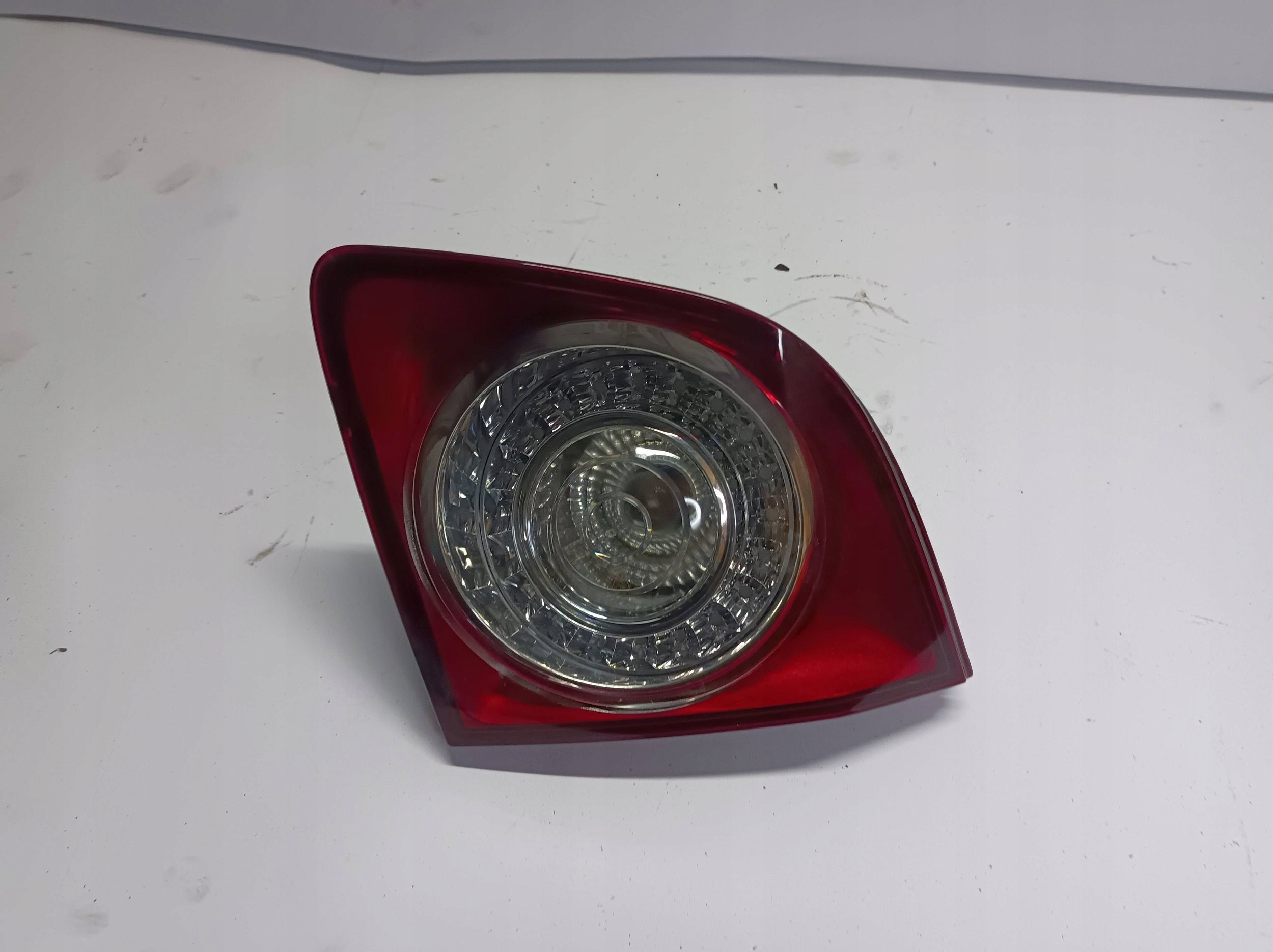 light rear right w klapie Volkswagen Golf plus 2005-2013 5M0945094J