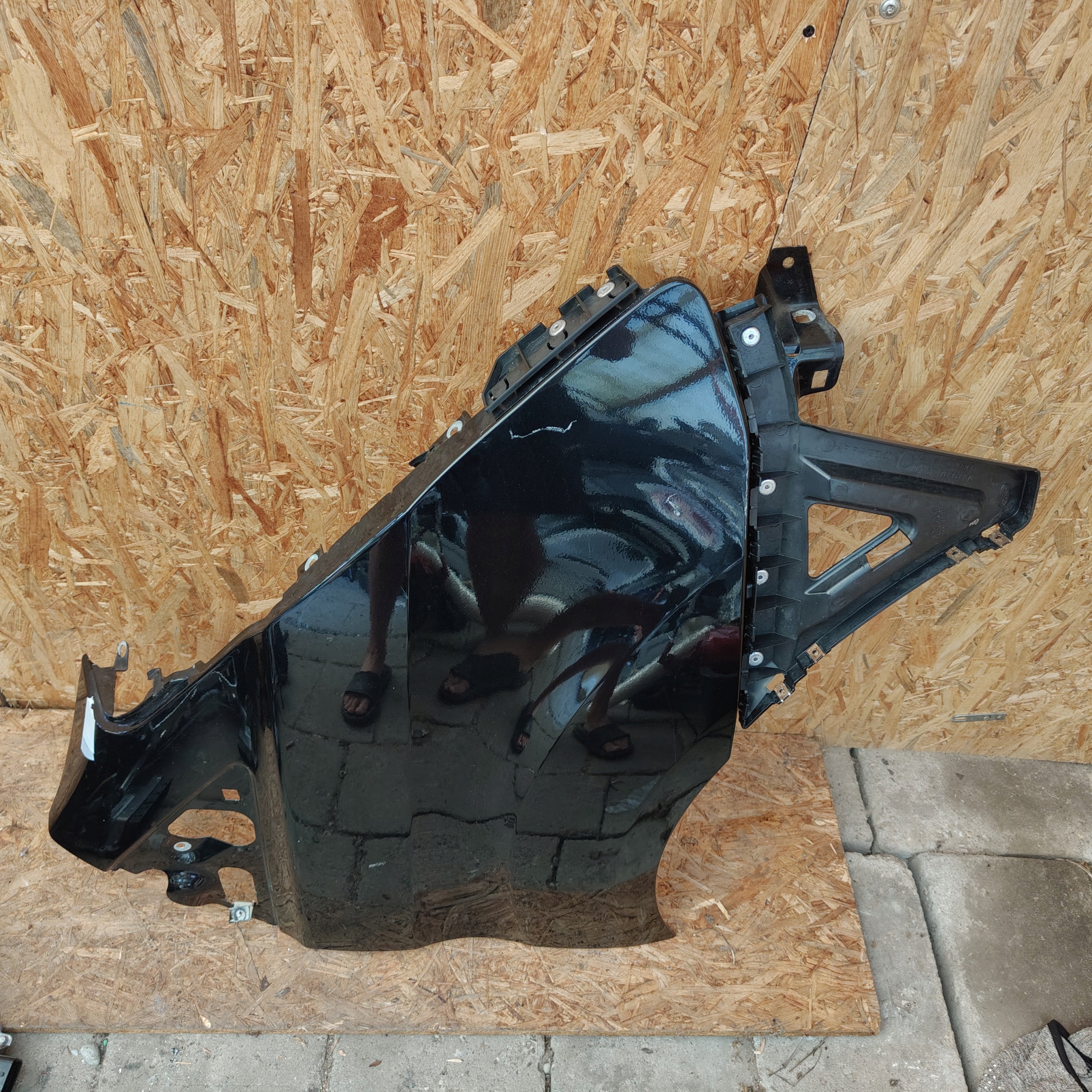 fender front front right FORD CUSTOM MK8