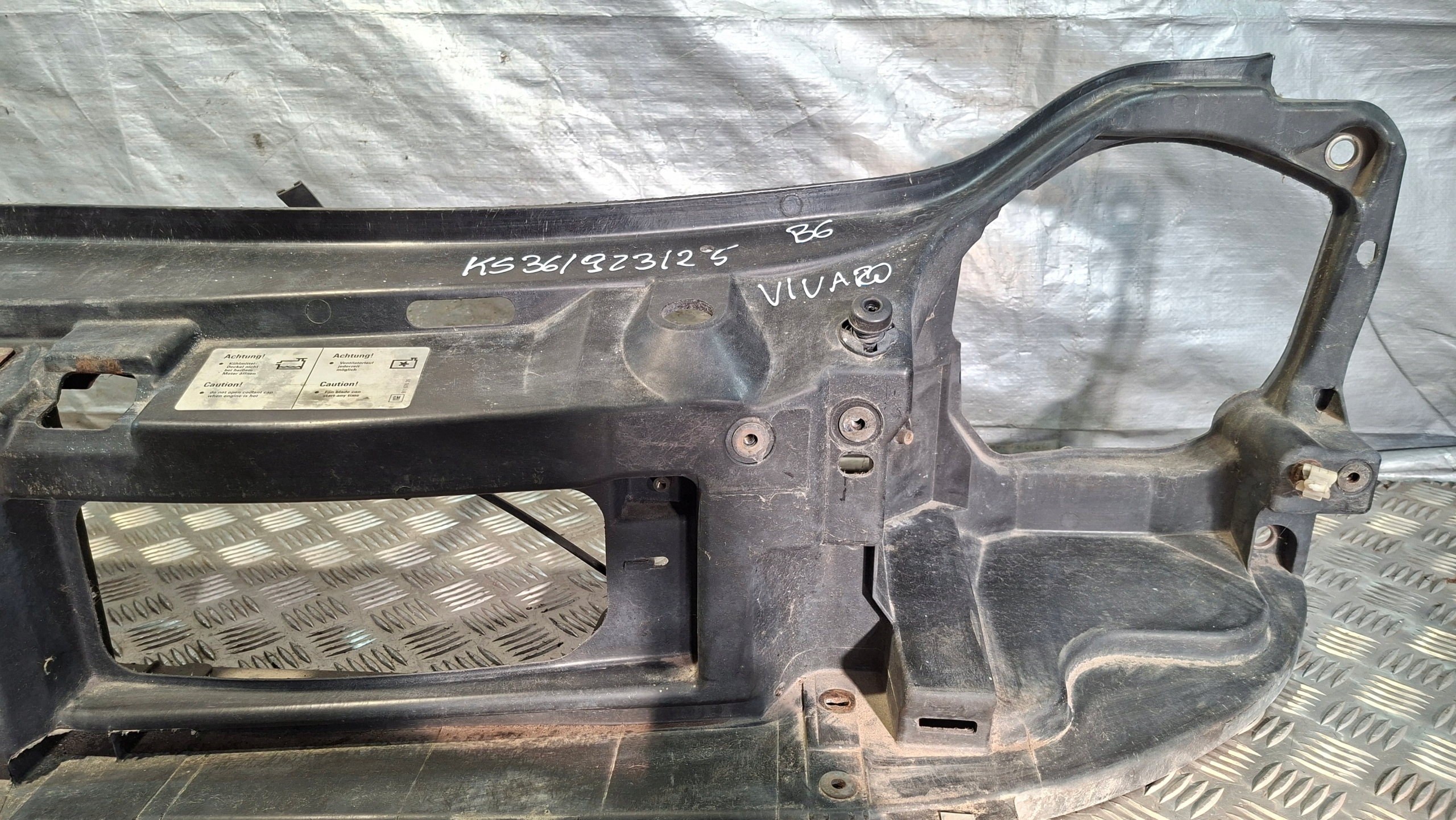 support panel for radiators pillar OPEL VIVARO A