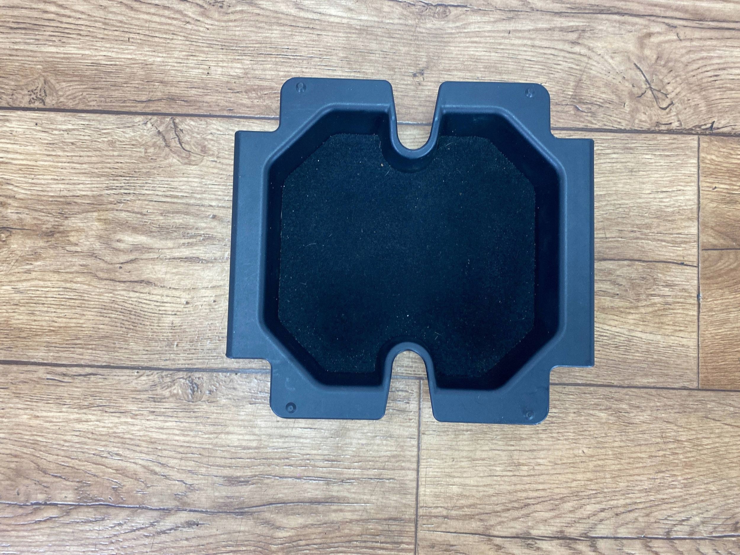 Element Console Moyen Insert podstawka Ford Edge II 2019+