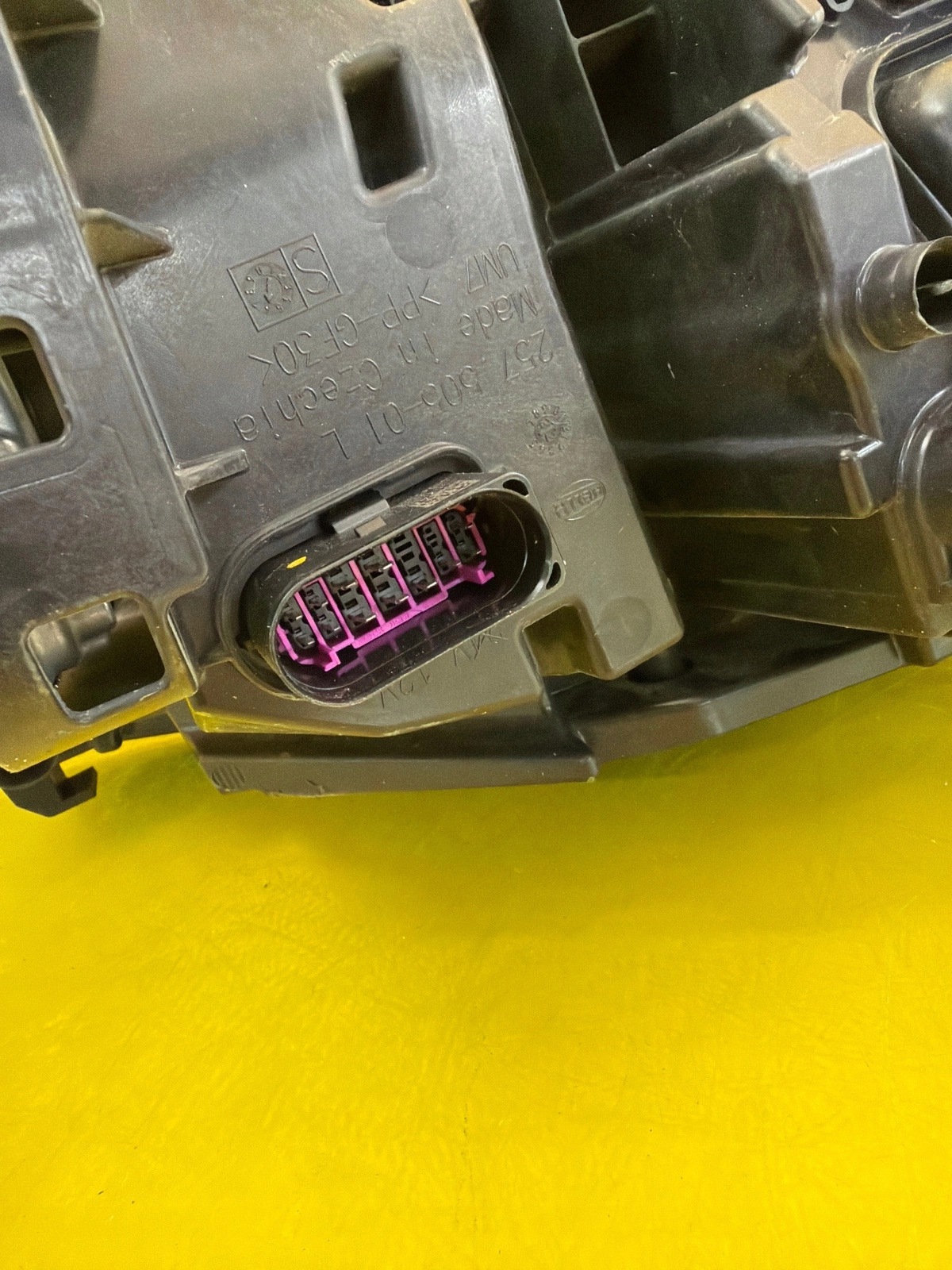 light left Audi A6 C9 E-Tron Matrix 85E941039R