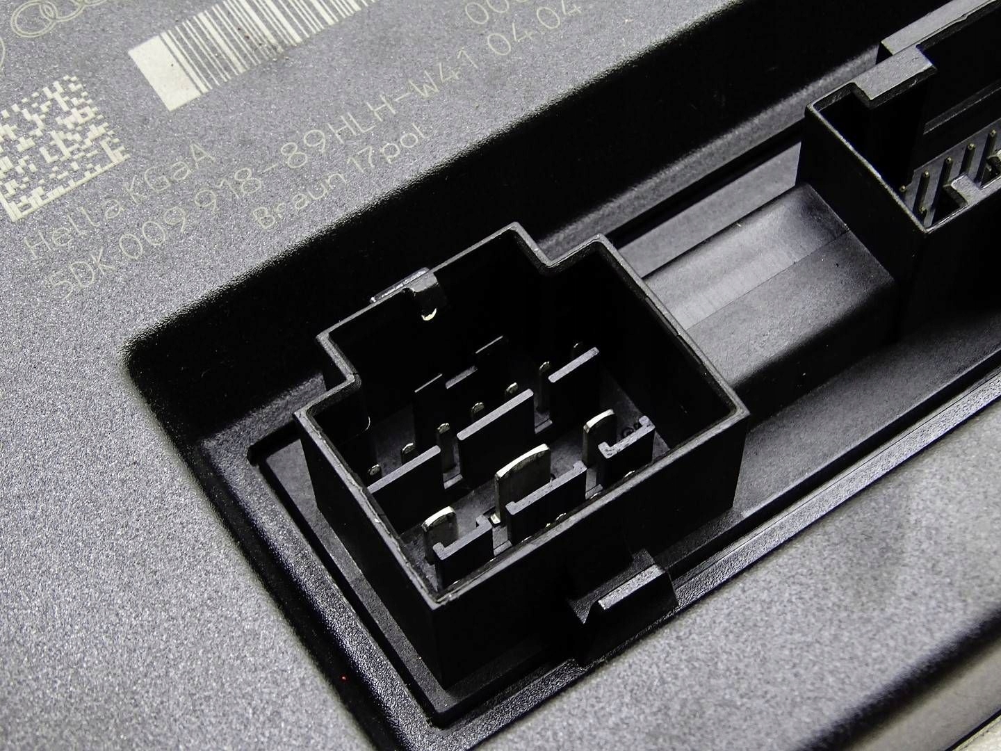 module control unit KOMFORTU BCM AUDI A4 B8 A5 8T LIFT 8K0907064JE