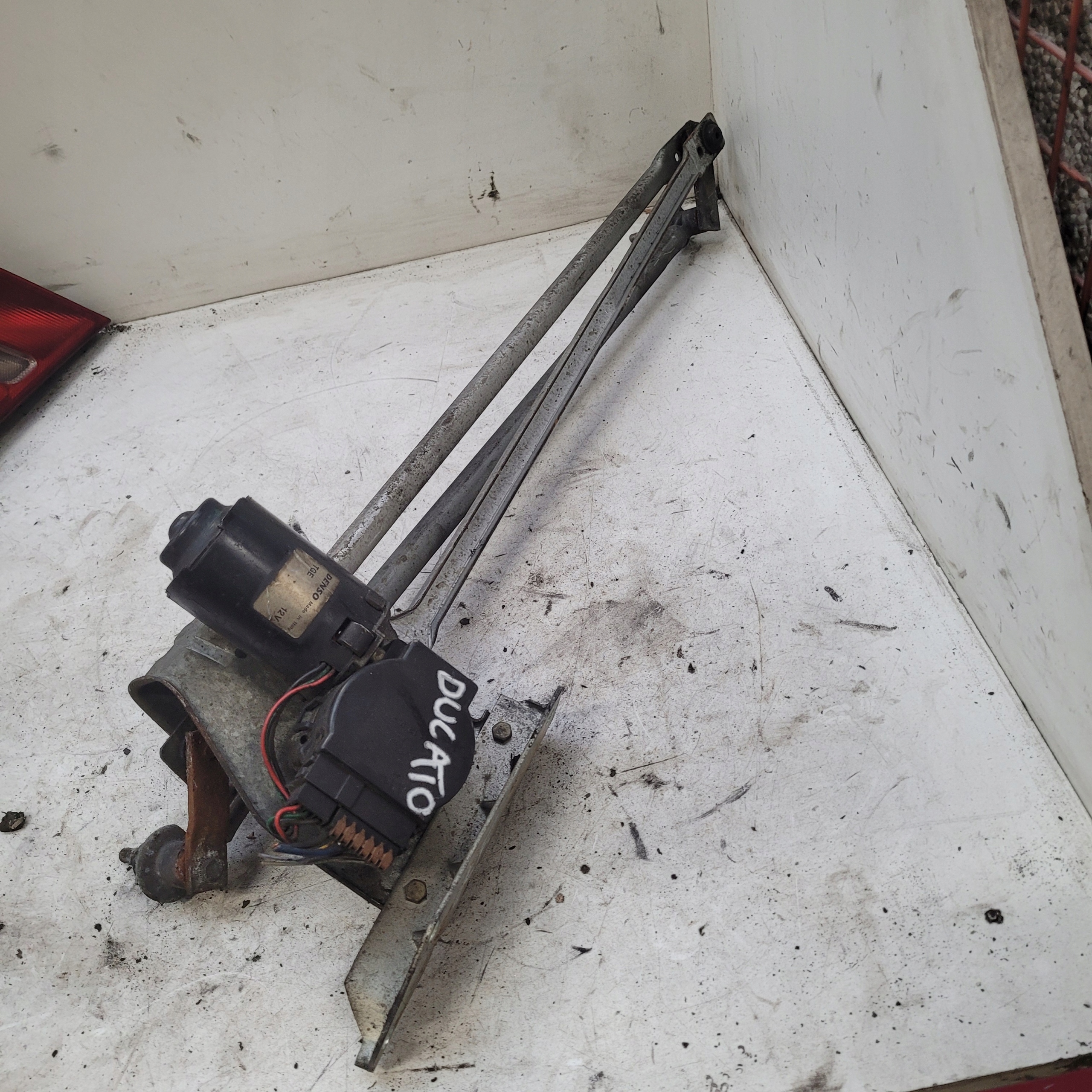 МЕХАНІЗМ МОТОРІВ СКЛООЧИСНИКІВ DUCATO