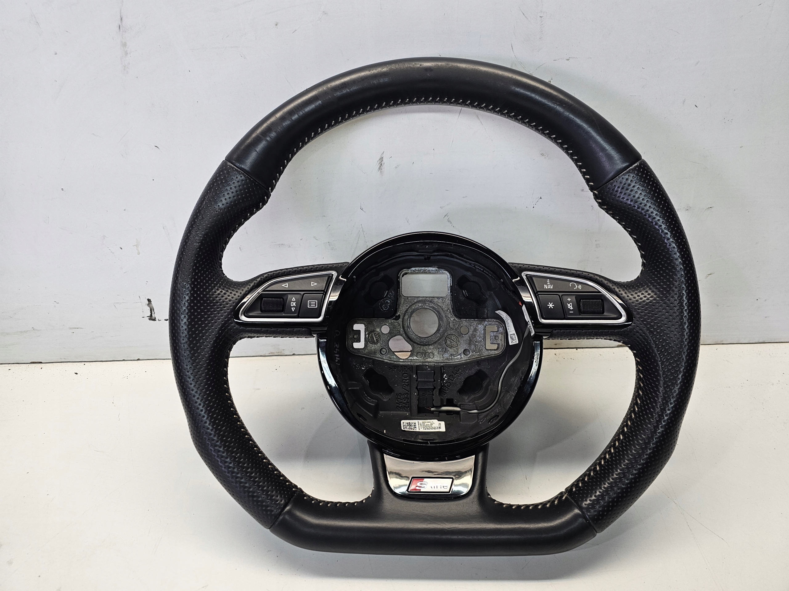 steering wheel, leather S-LINE 3-RAMIENNA AUDI A3 8V 8V0419091R **2**