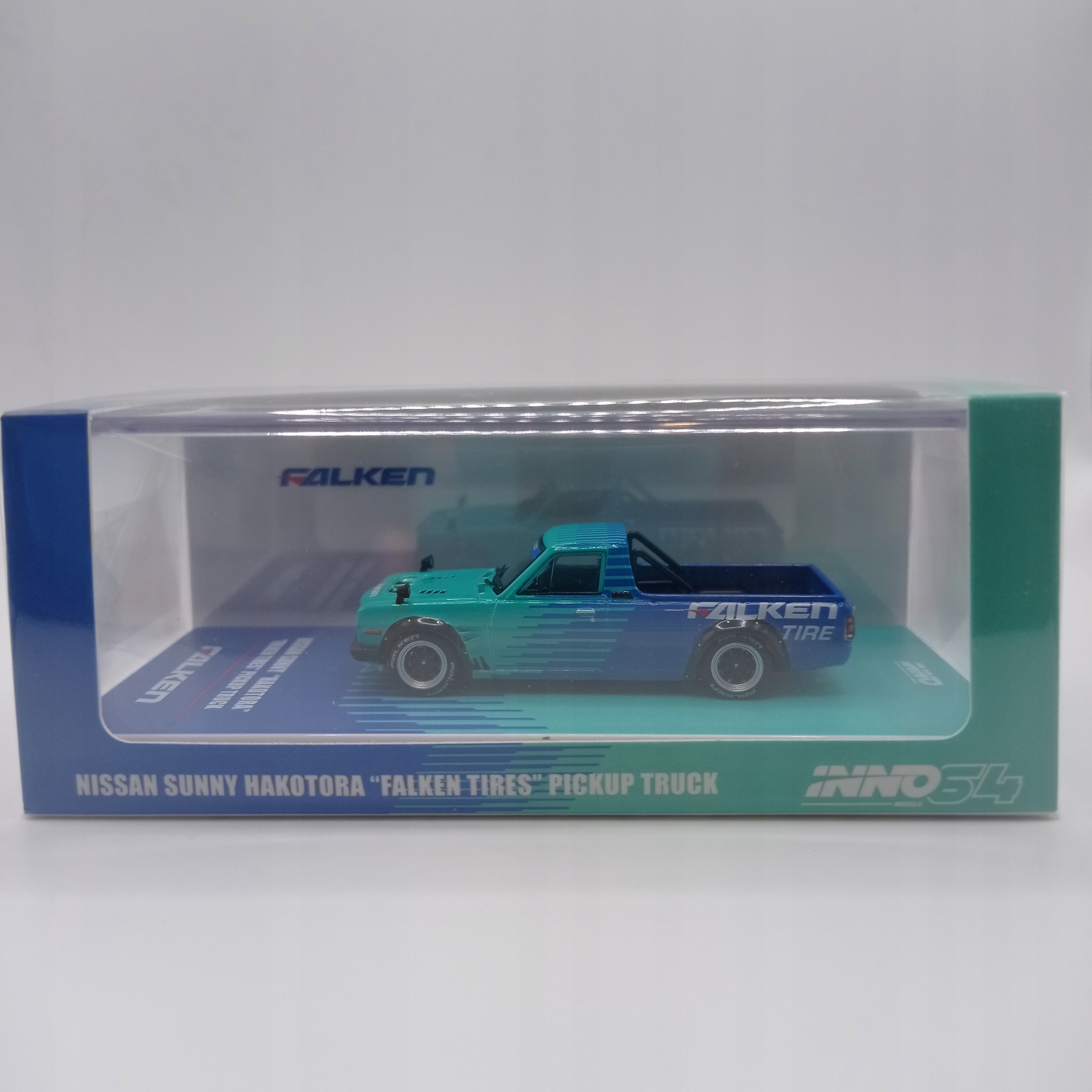 

Nissan Sunny Hakotora Pickup Truck INNO64 Falken