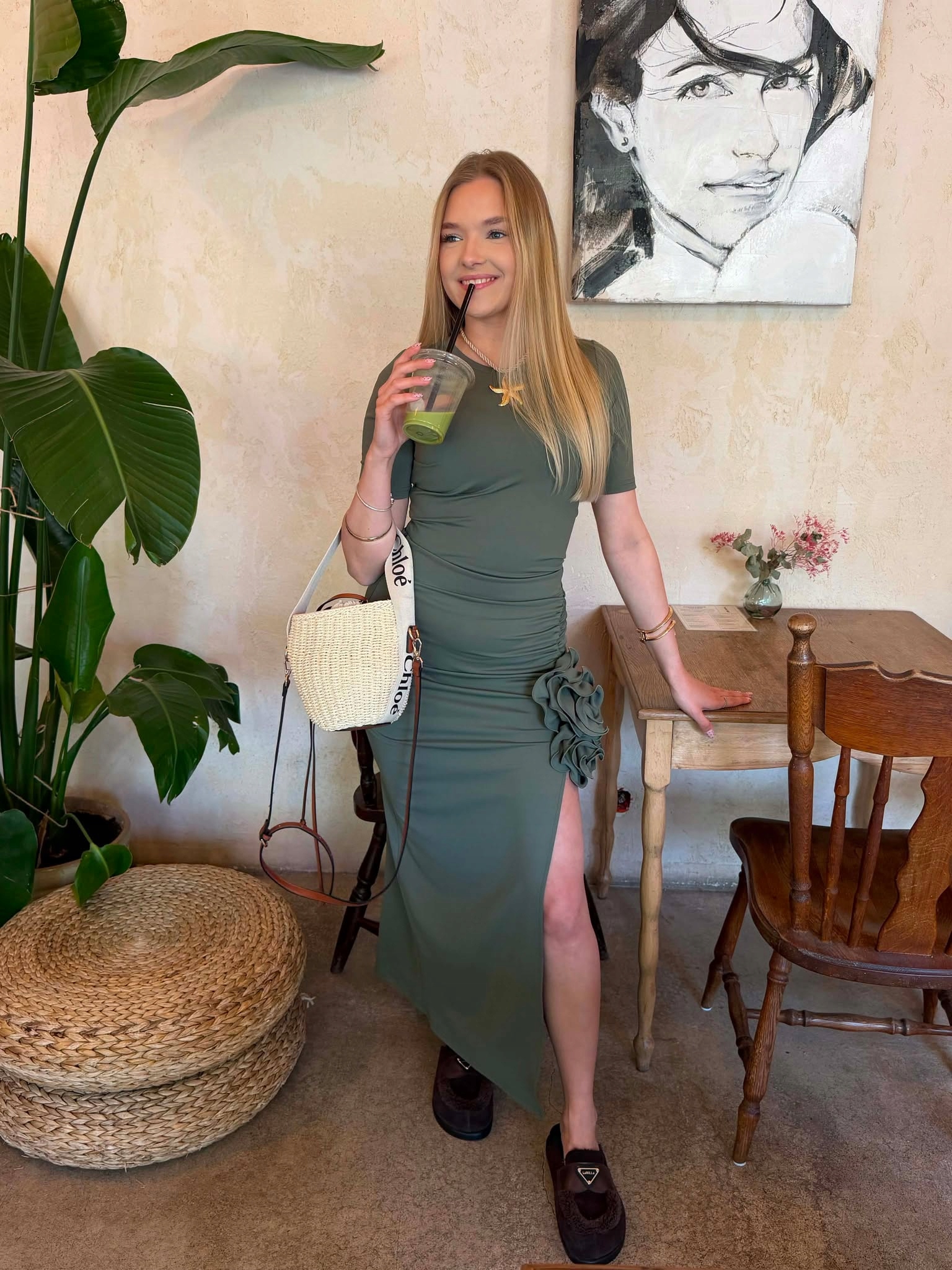 Lady Drama 3-DÍLNÝ Set S Odnímatelnými Růžemi Khaki 1 (xs/s)