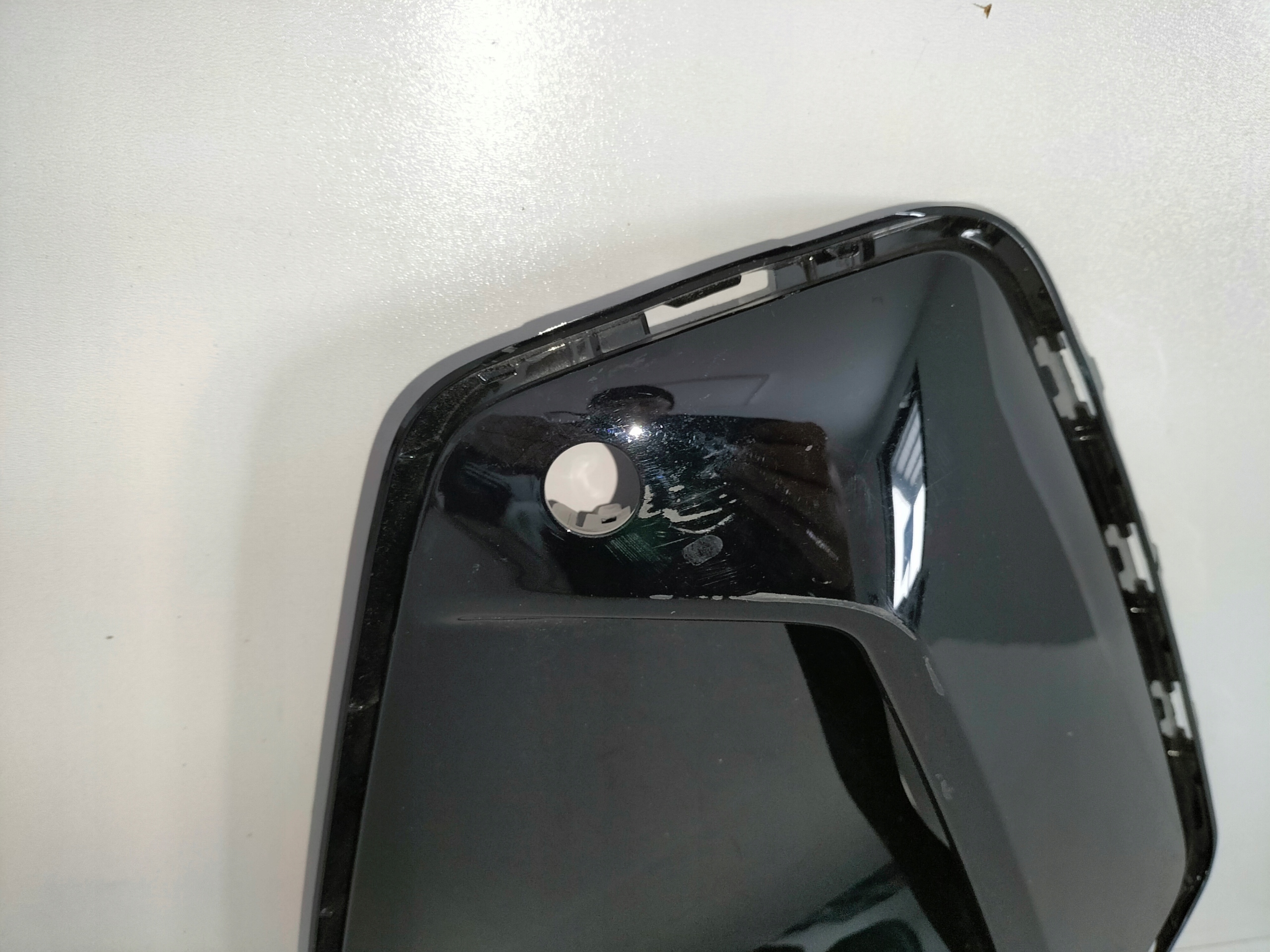 maska mřížka nárazníku předního předek levá BMW 5 G60 G61 23- m-packet