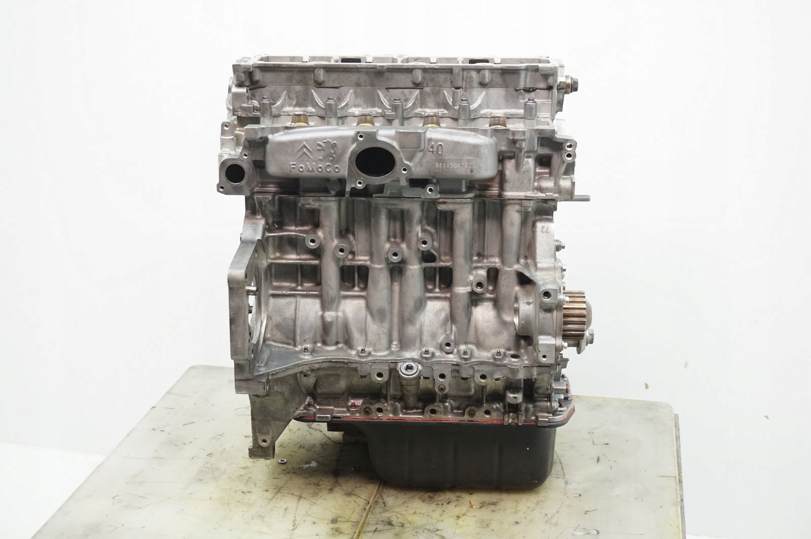 engine Diesel 1,4 e-HDI 8H01 10FDCG Peugeot 208 1,4HDI