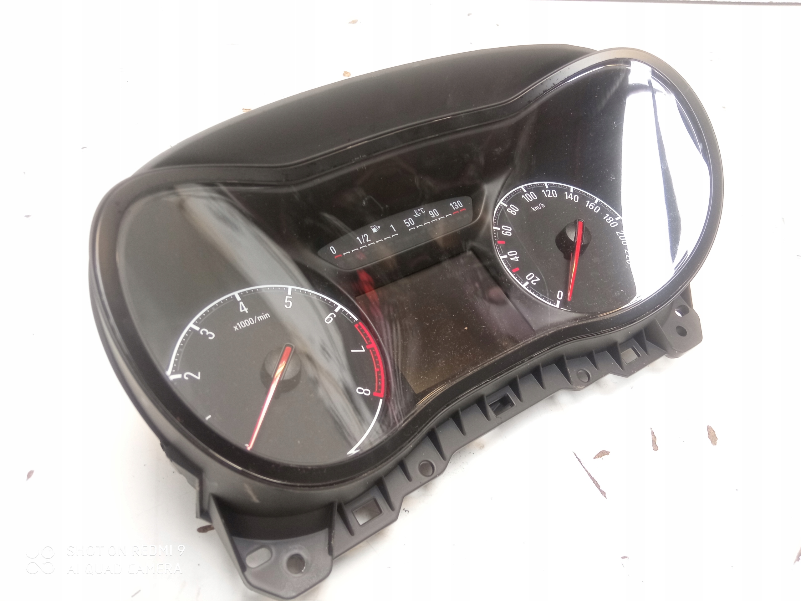 OPEL CORSA E dials dials 39204199 EUROPA BEN