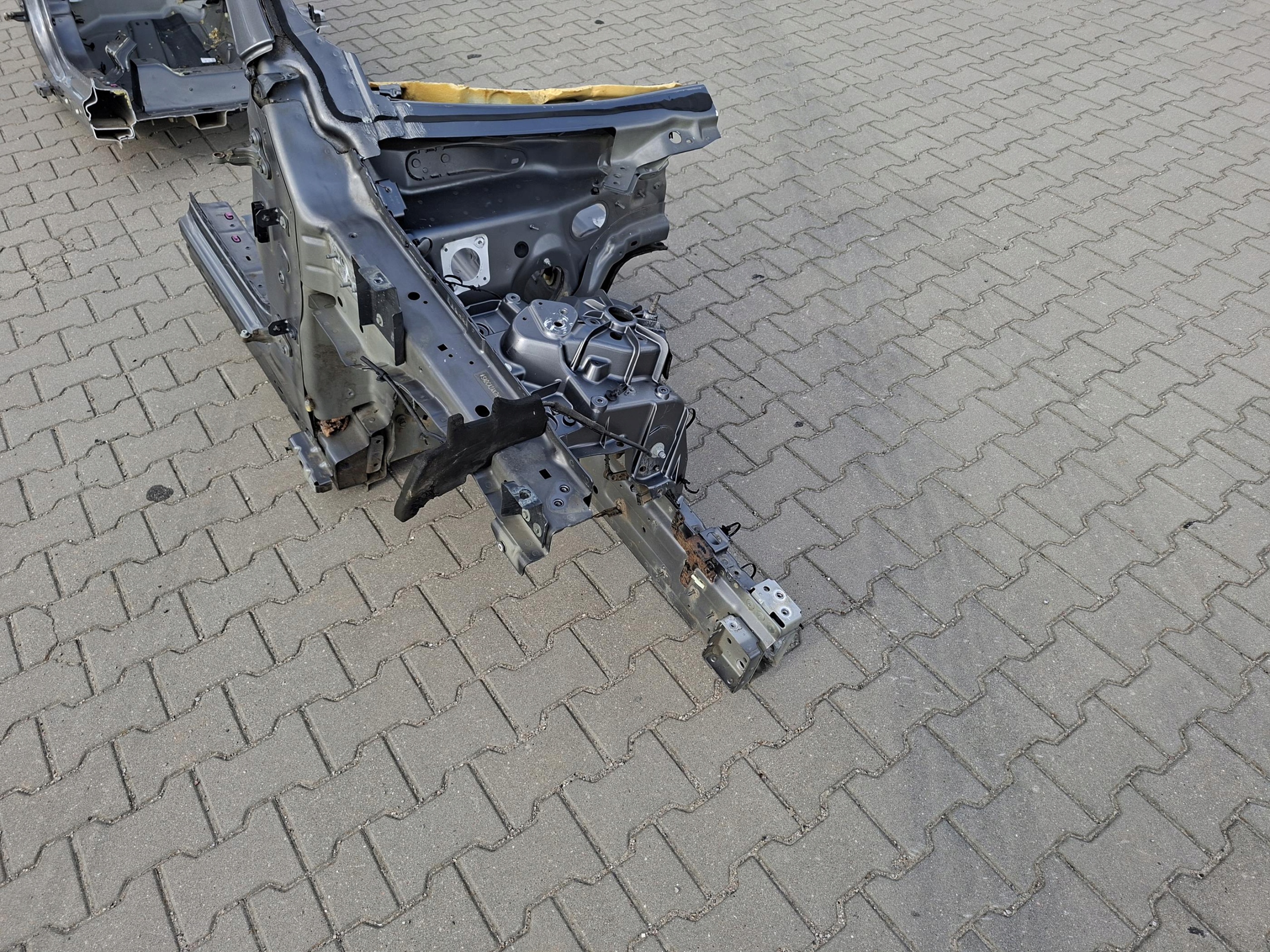 quarter front right front right JAGUAR F-PACE X761 LKH