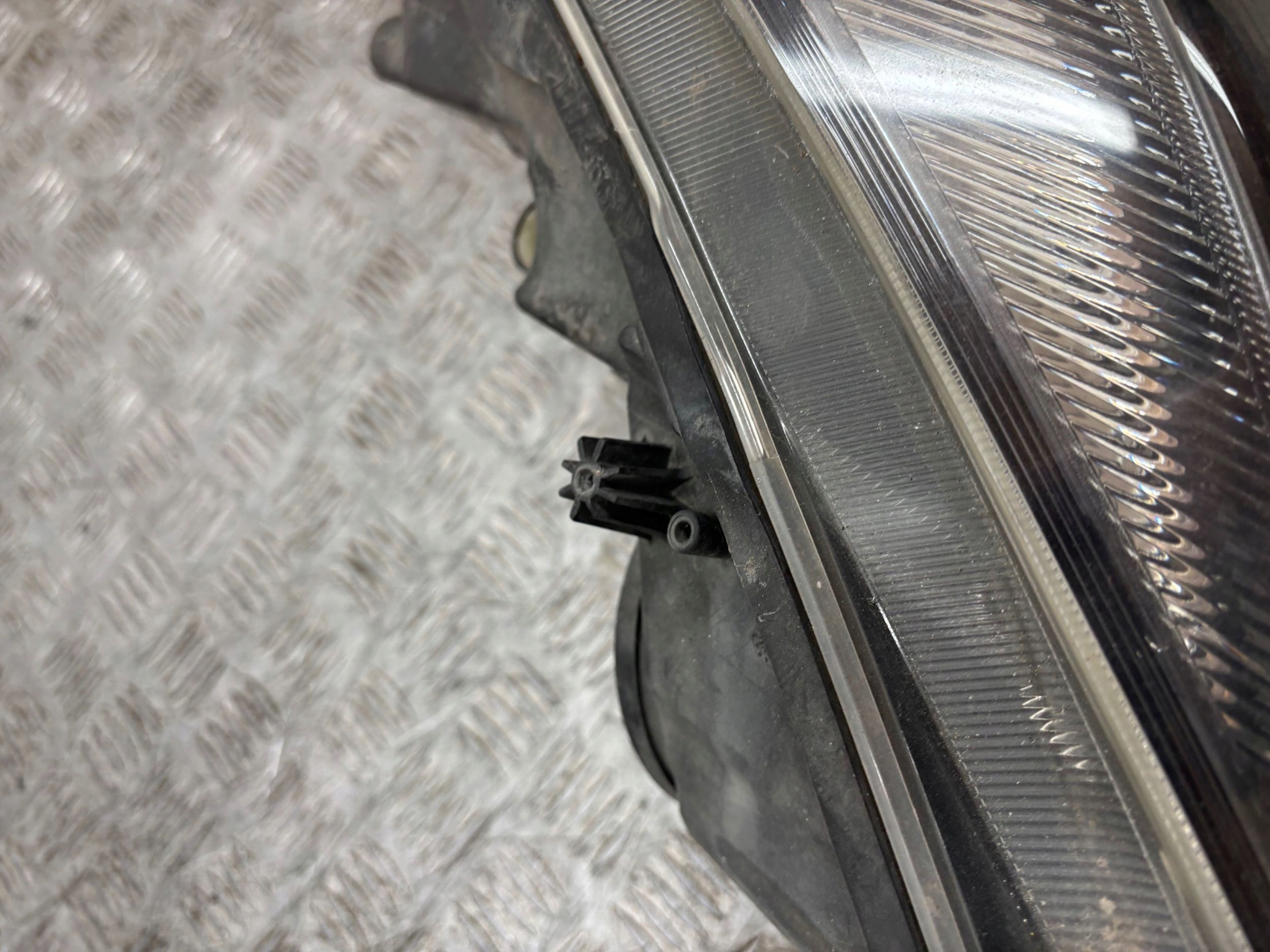 REFLEKTOR light left OPEL ASTRA J IV 09