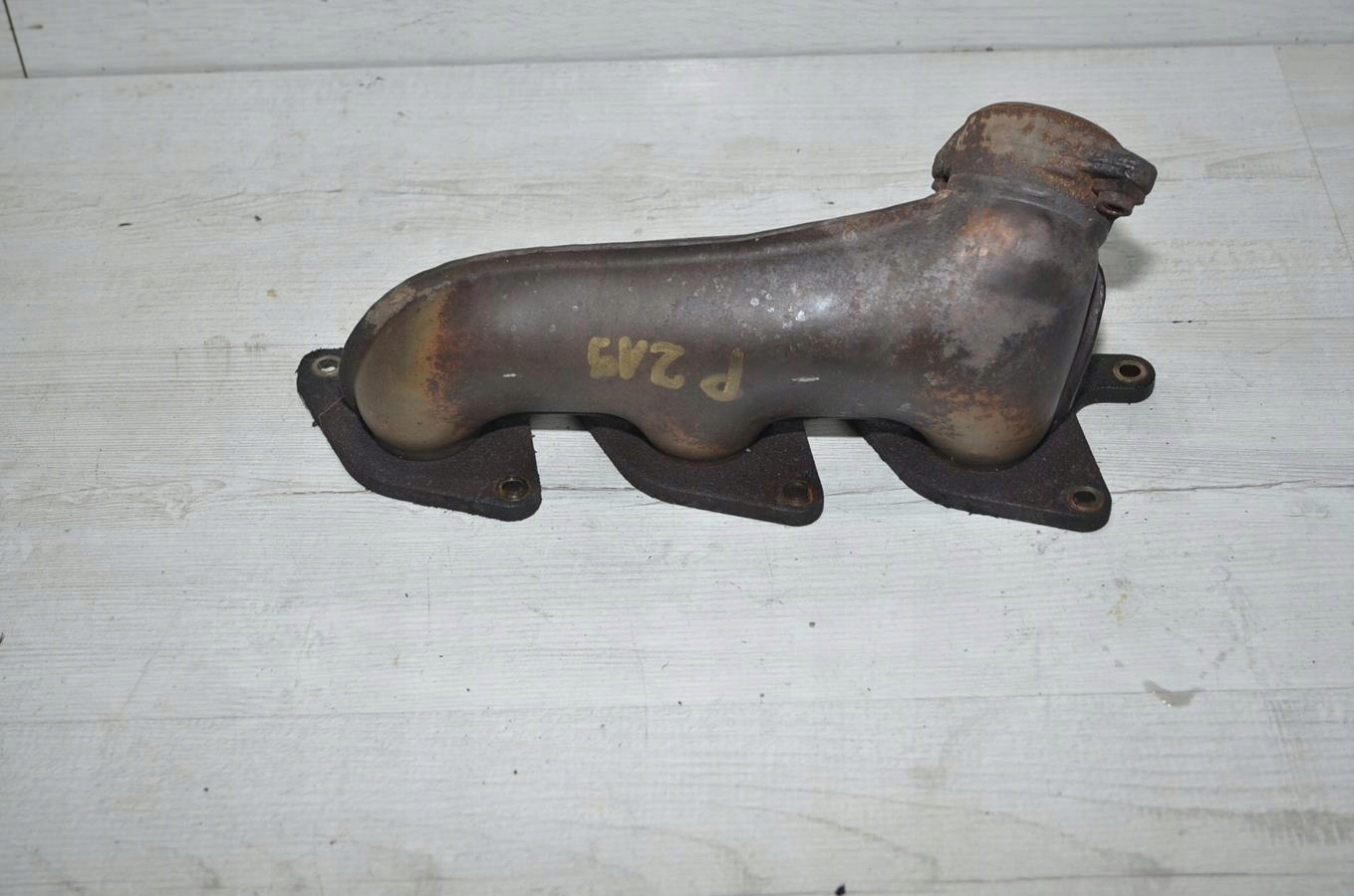 exhaust manifold right 3.5 Mercedes CLS w219