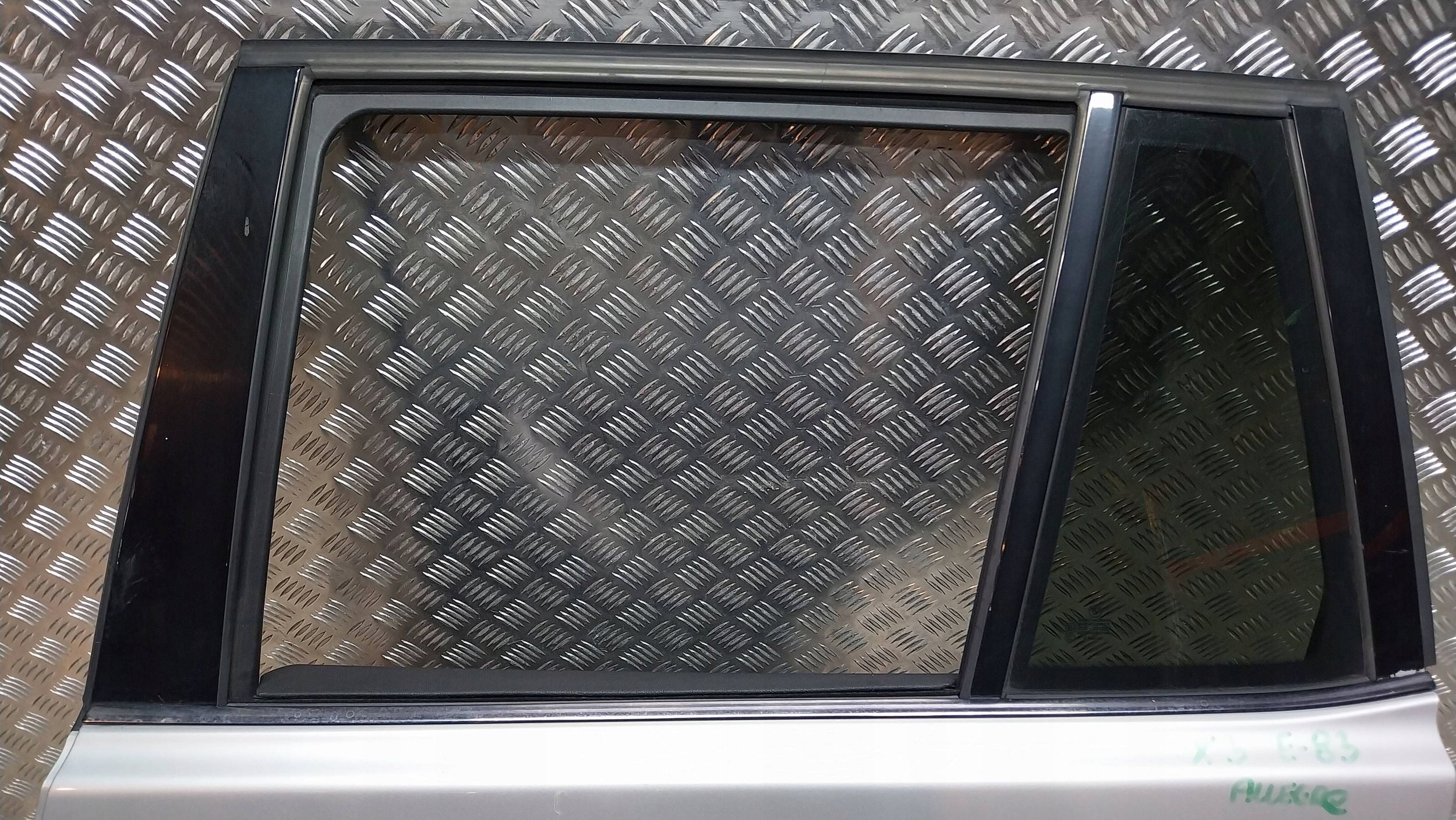 door rear part left BMW X3 E83 03