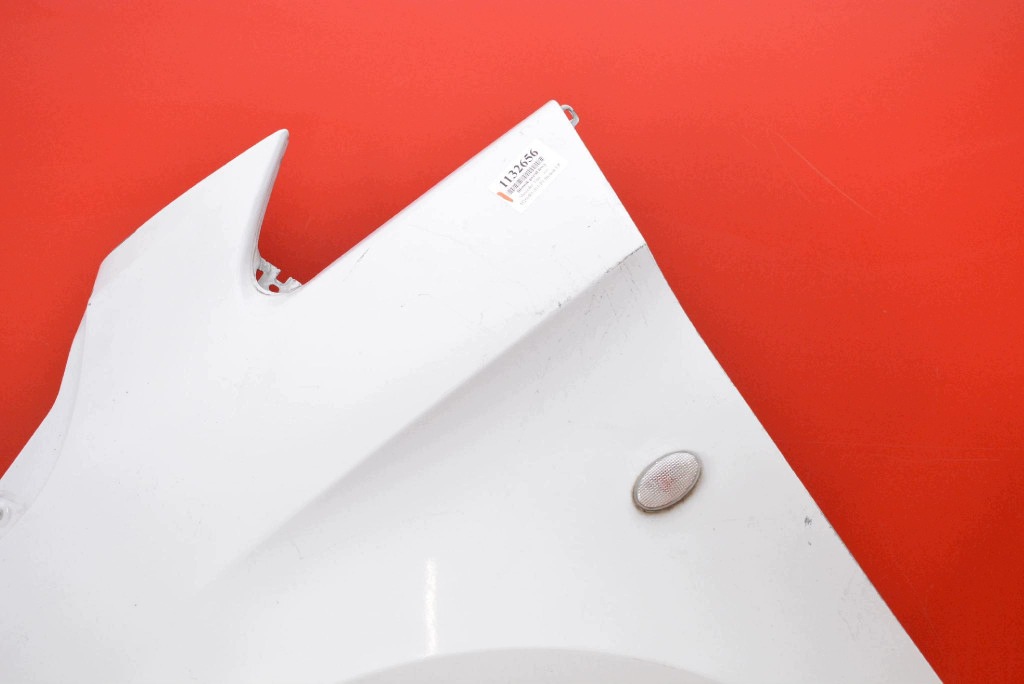 fender left front front white MERCEDES VITO W447 14-20