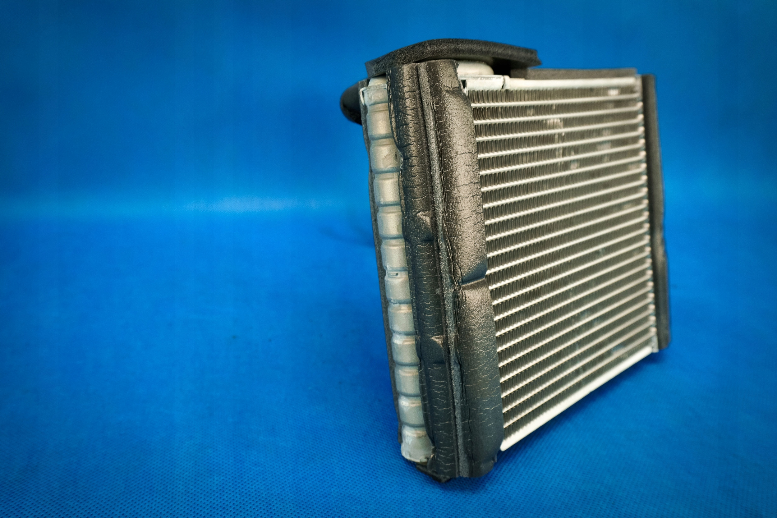 Parownik Bloc de chauffage complet Arrière Audi A8 4H 4H0820105