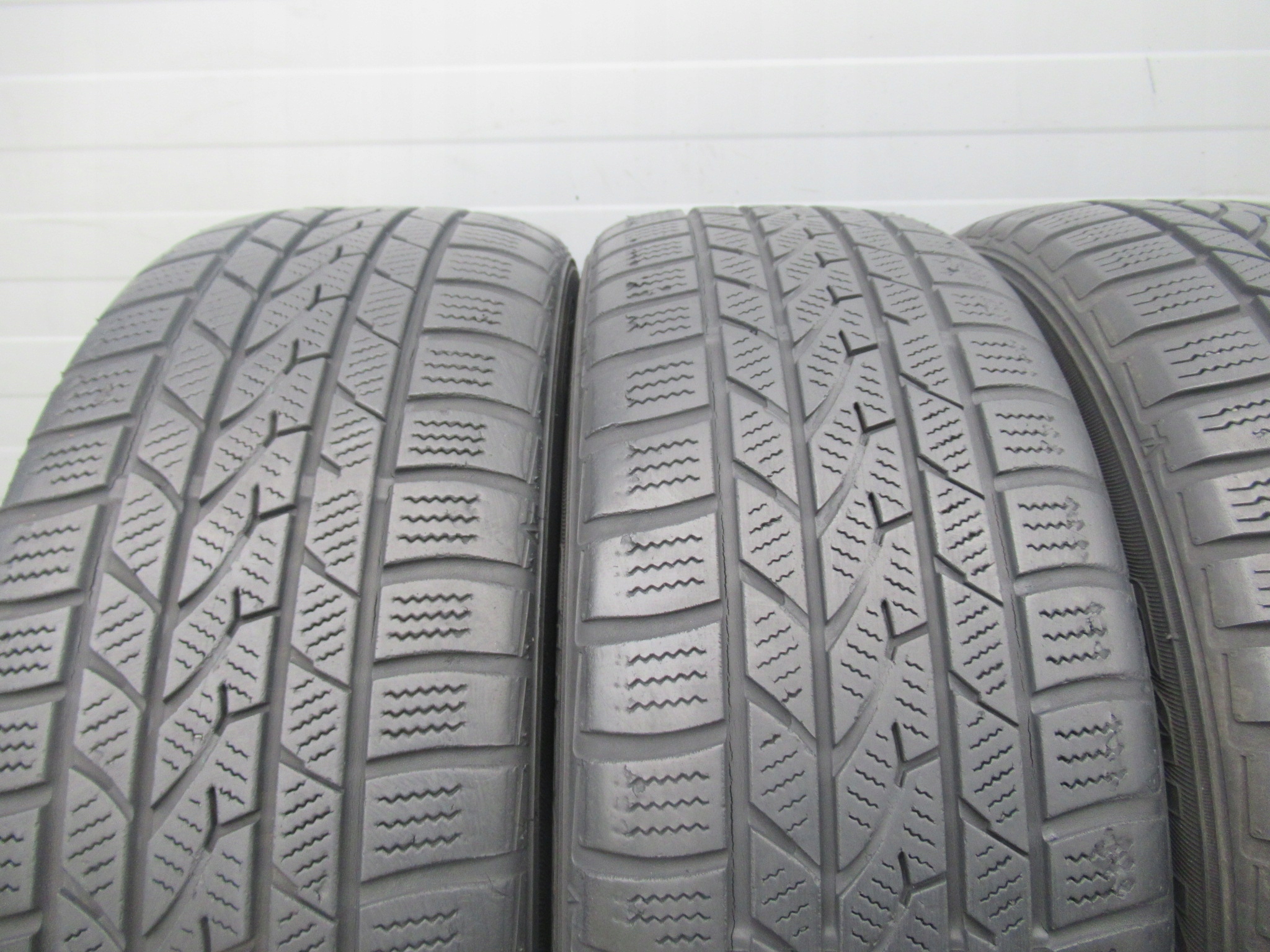 ALU+OPONY ZIMA MAZDA 2,HYUNDAI i20,SUZUKI SWIFT,BALENO,OPEL AGILA ,YARIS Rozstaw śrub 4x100