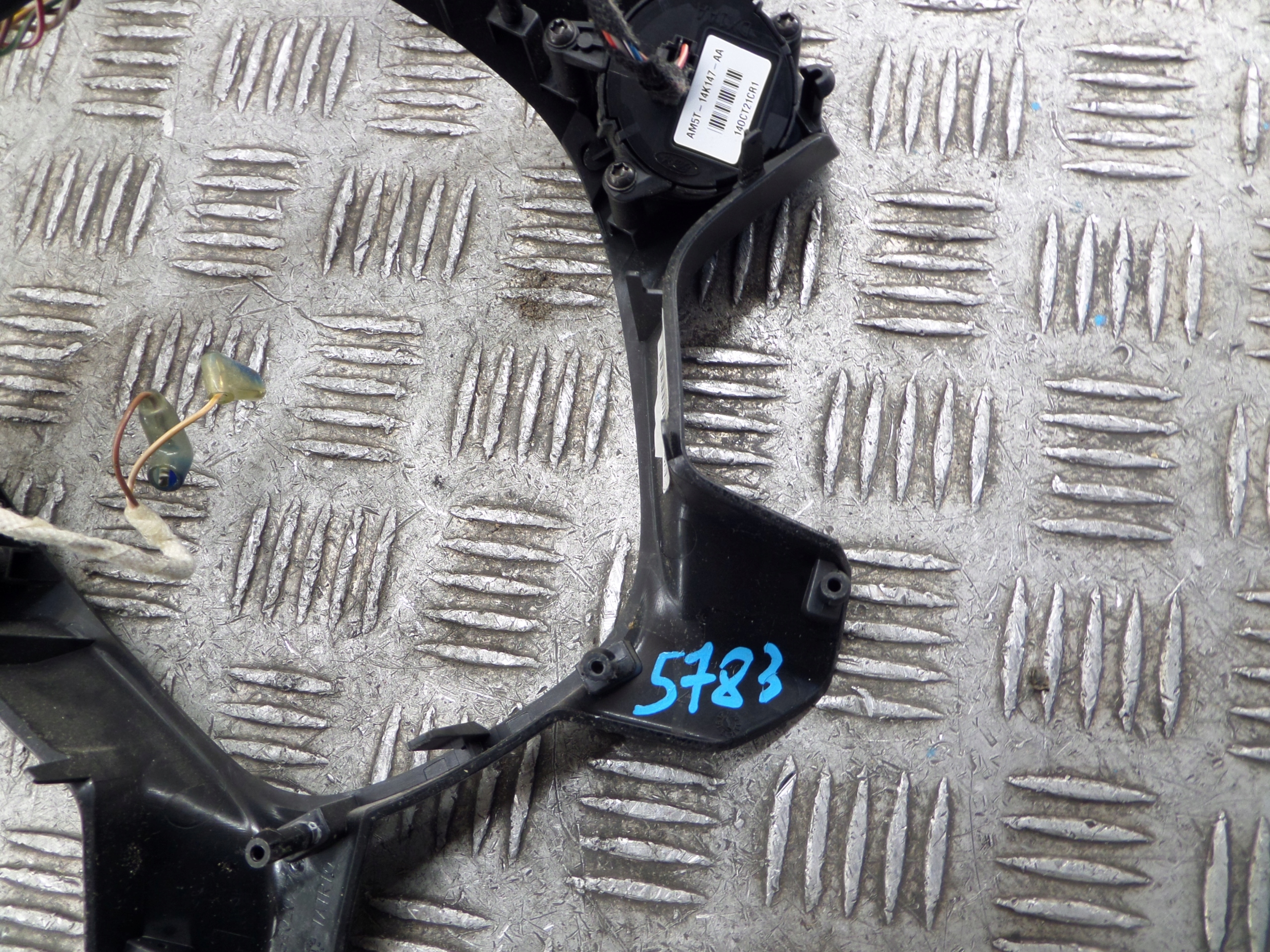 FORD TRANSIT MK8 Commandes Volant BK21-3600-CD35B8