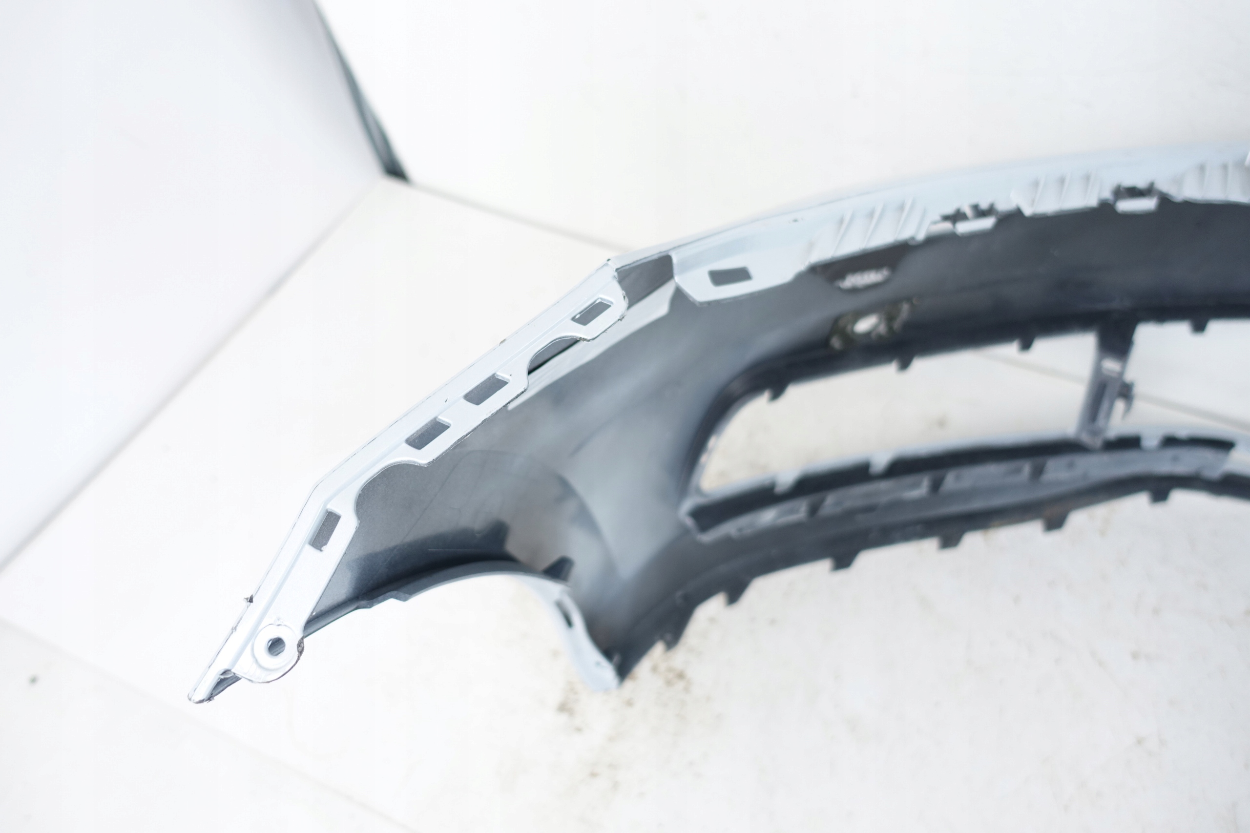 bumper front front VOLKSWAGEN TOURAN II 5TA 15- 5TA807221AL