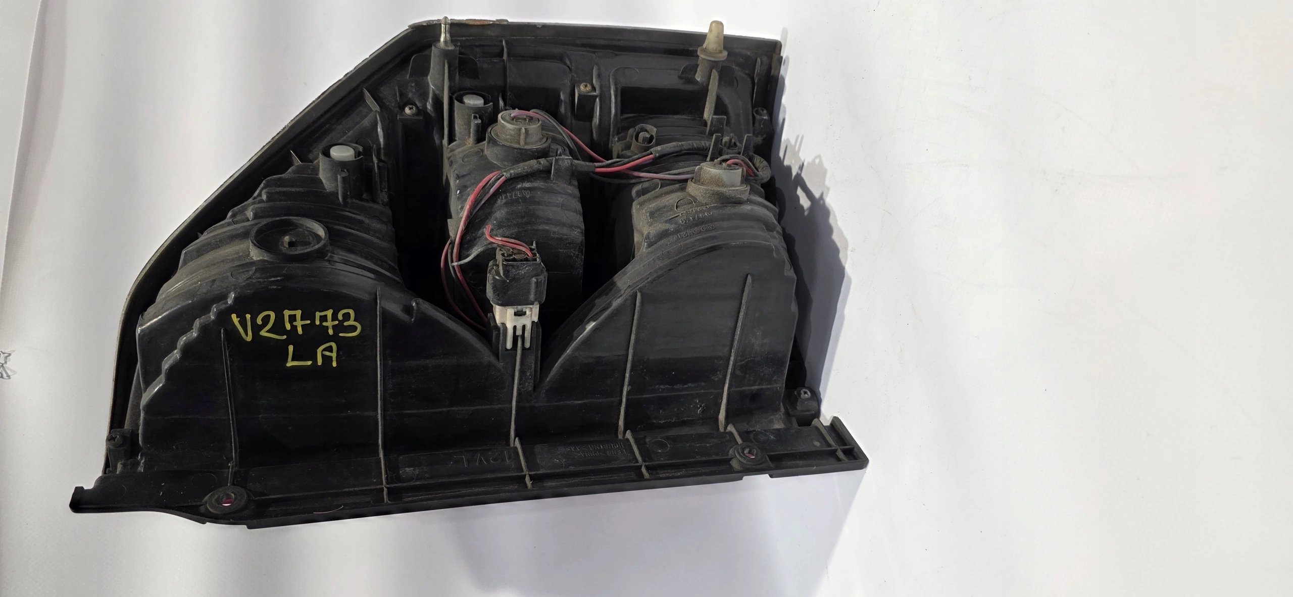 light left rear part MITSUBISHI PAJERO III 00-05 original EUROPA