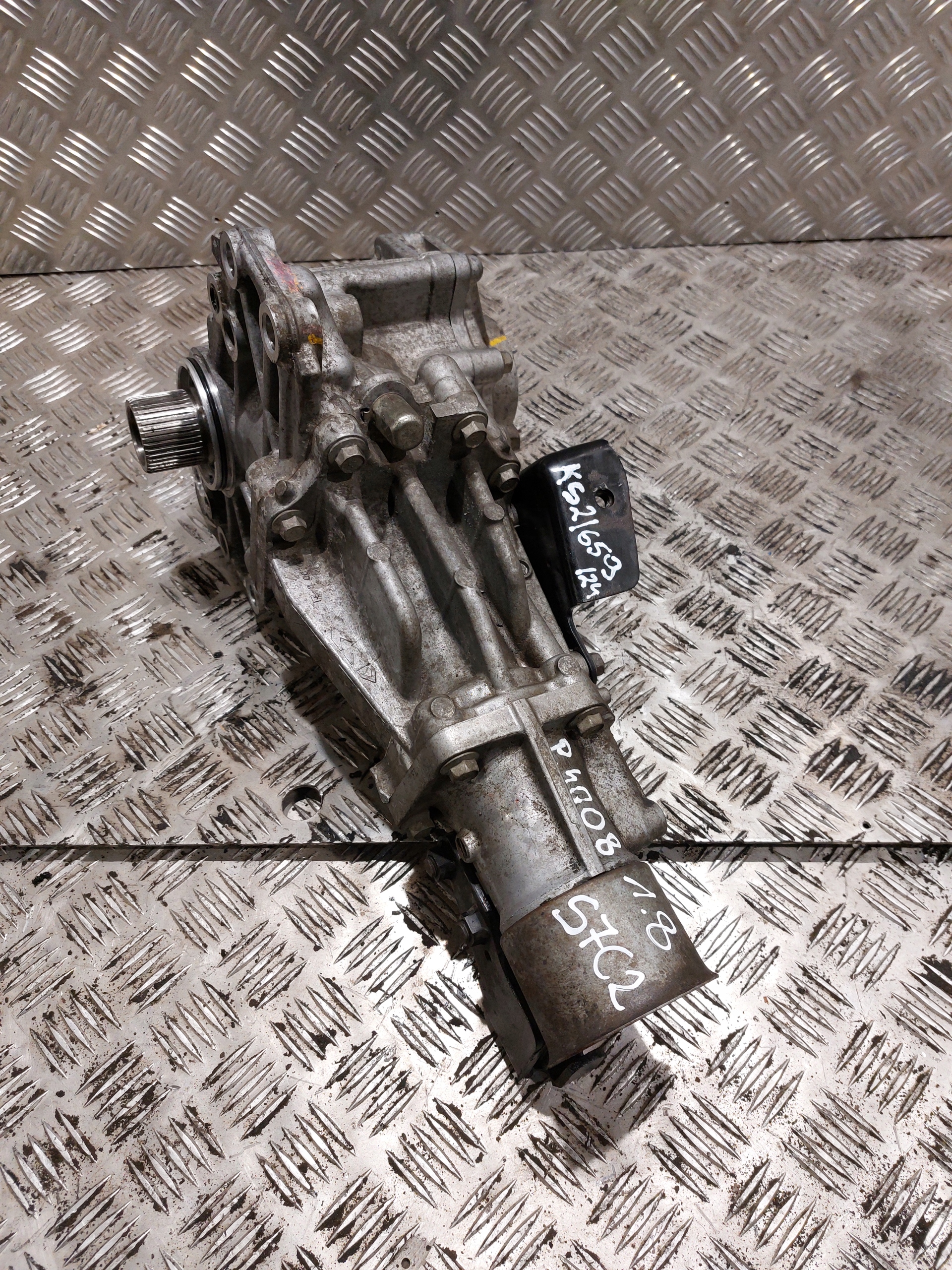 REDUKTOR diff PEUGEOT 4008 1.8HDI 067038