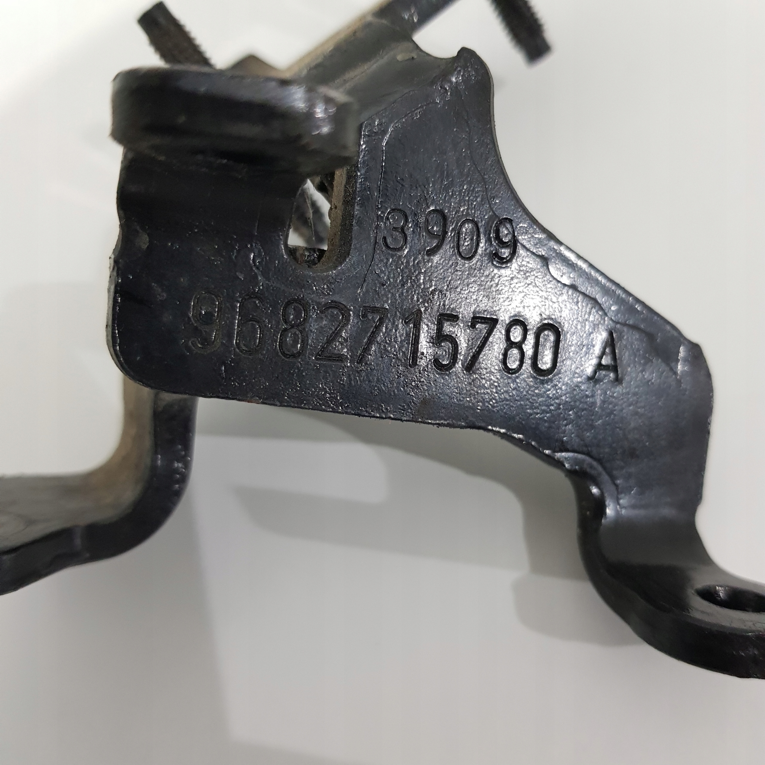 LAPKA SUPPORT PLAQUE EGR PEUGEOT 2.0 HDI 9682715780