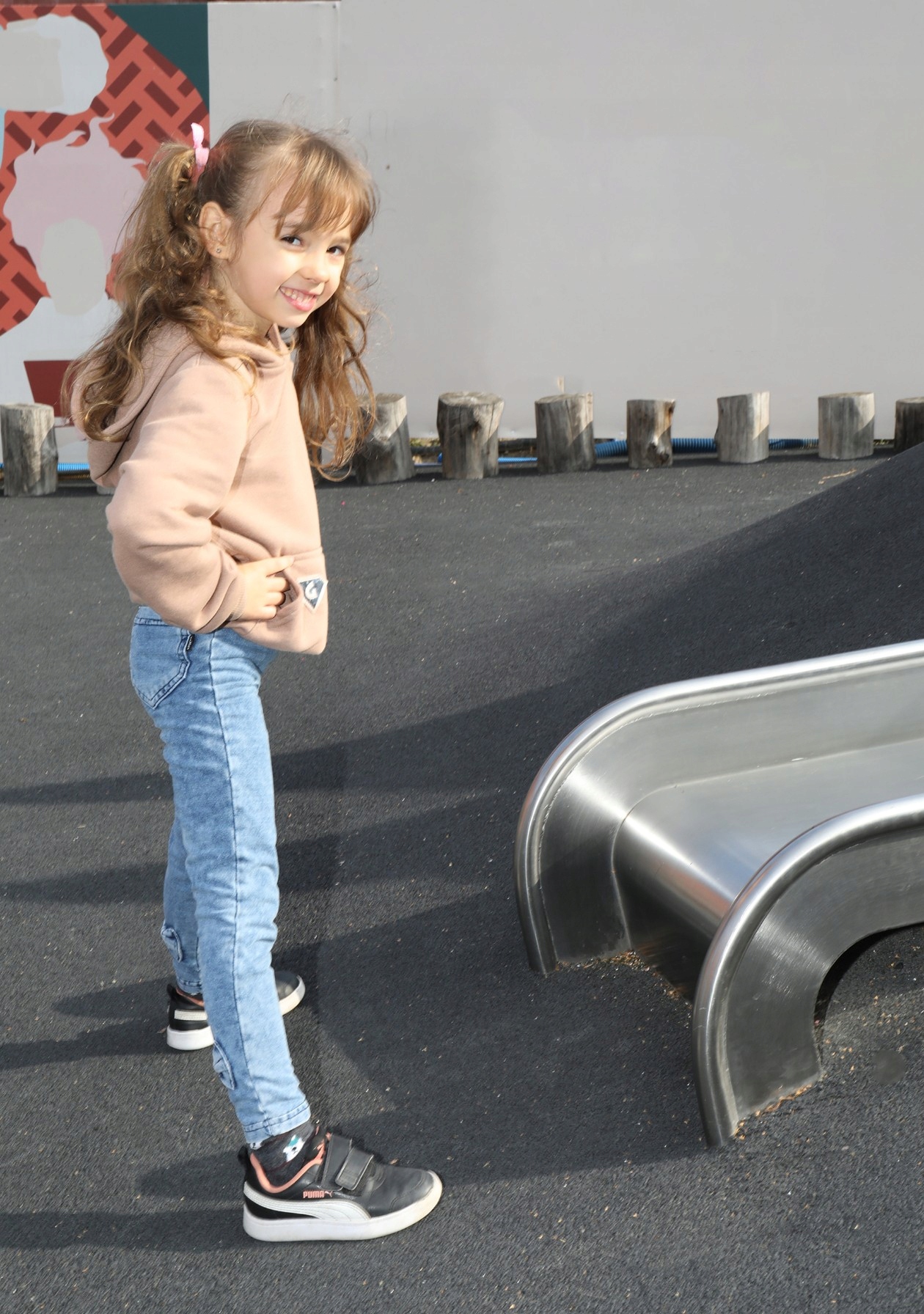 Spodnie legginsy ala jeans kokardka niebieskie 140 Długość długie