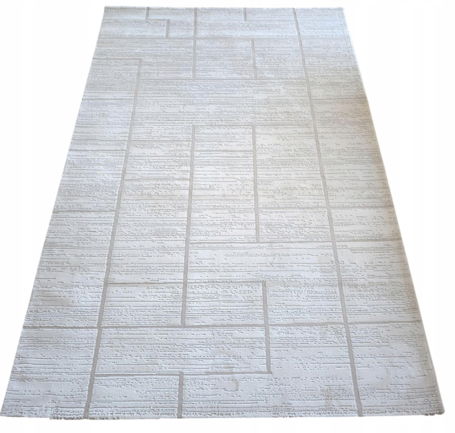 Koberec do obývačky 160 x 230 cm, loftový vzor s plyšovými štetinami, kvalita