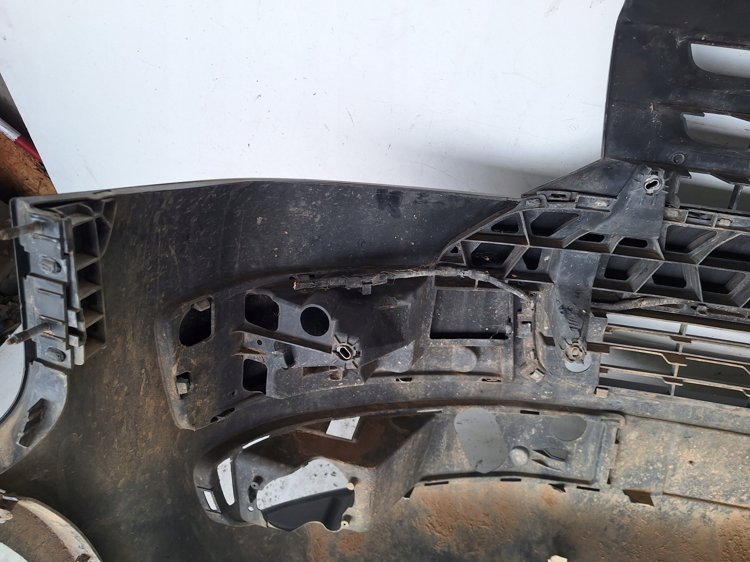 VOLKSWAGEN TRANSPORTER T5 LIFT 10-15 bumper