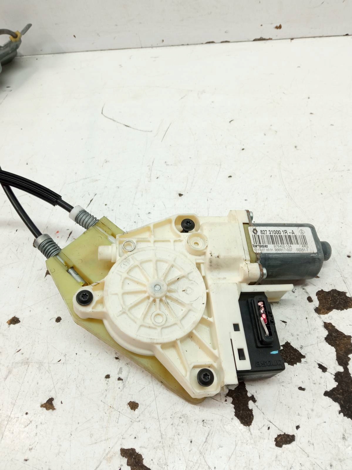 mechanism windows left rear part KOMBI 827310001RA Renault Laguna III (2007- )