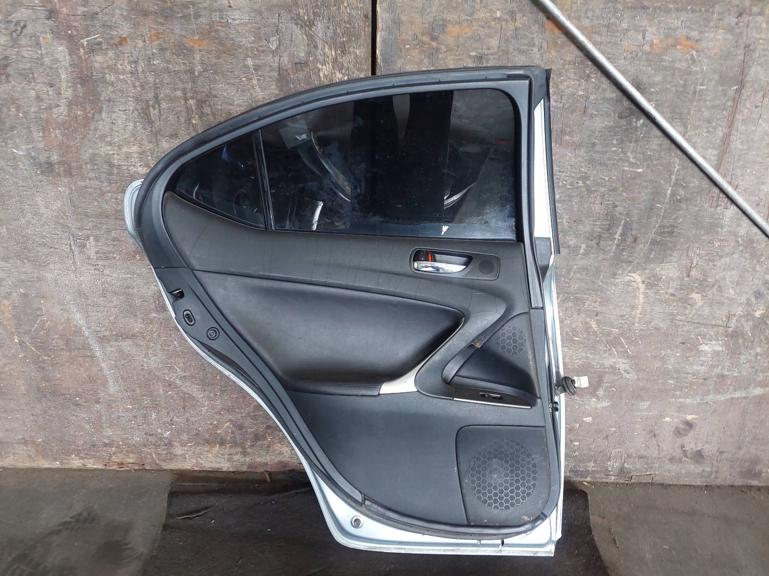 door complete left rear part LEXUS IS II 8R6