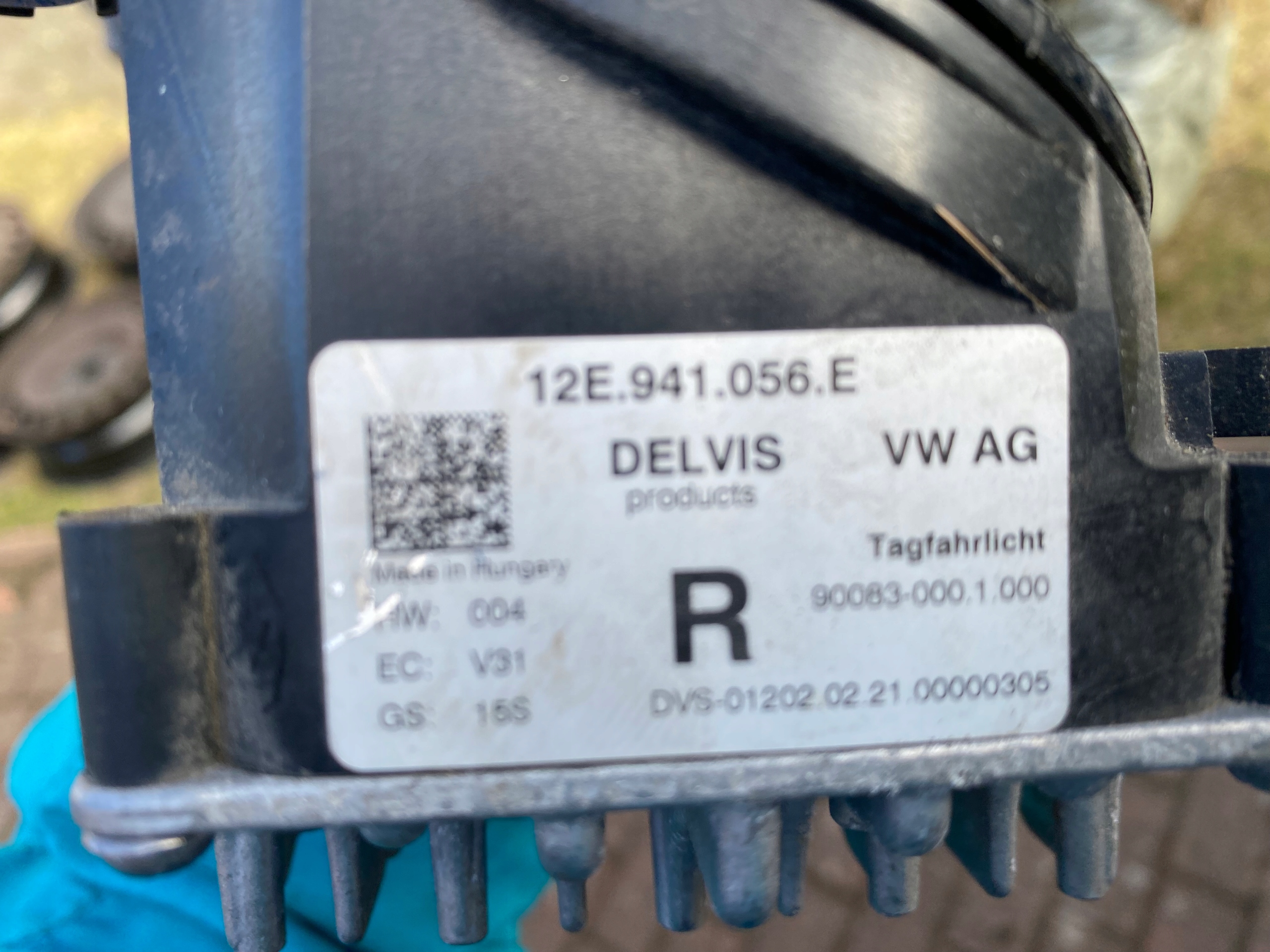 правая передняя led vw e UP 1S 12E941056E