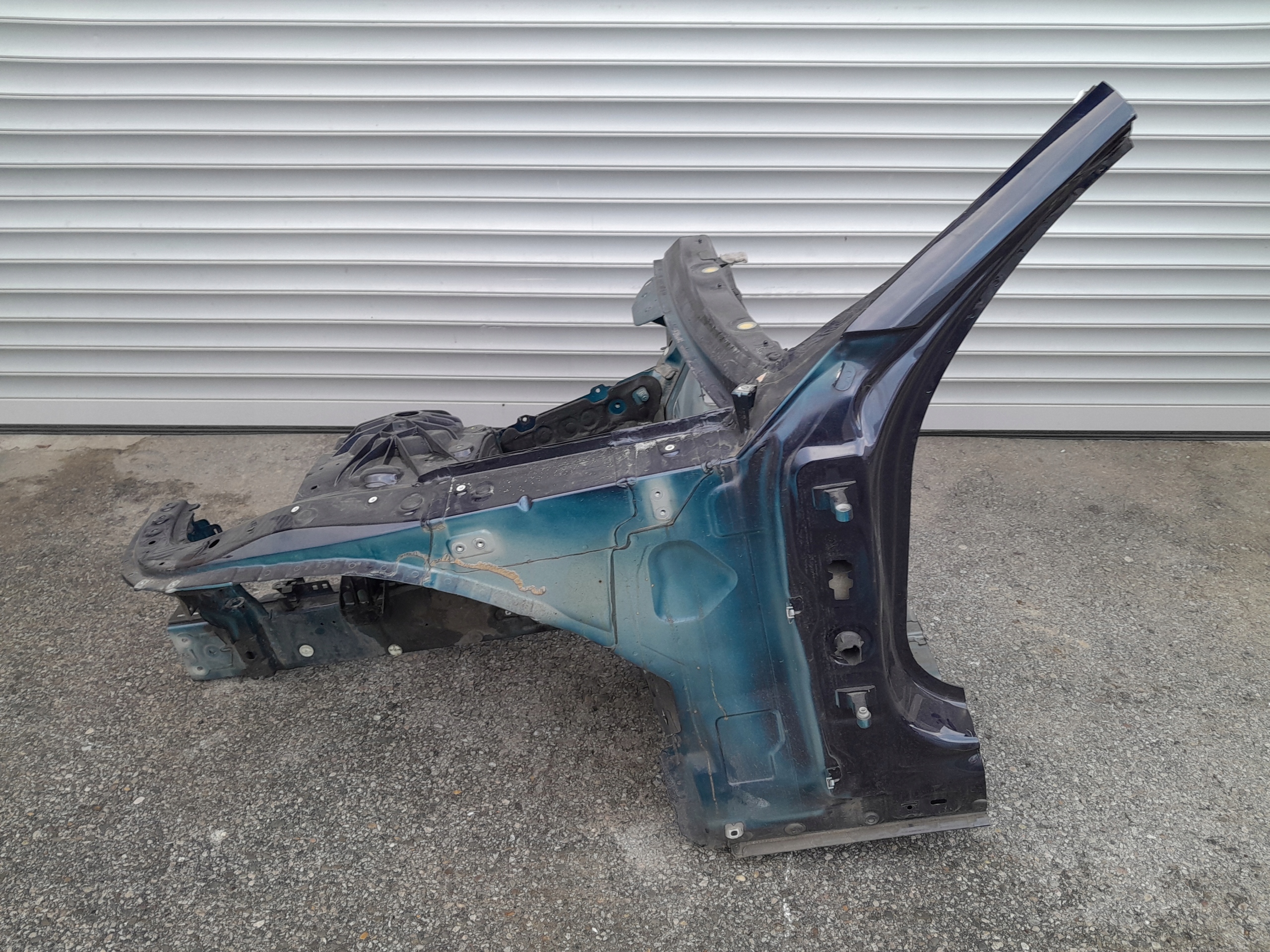BMW 7' G11 LCI quarter pillar quarter left front C3Z