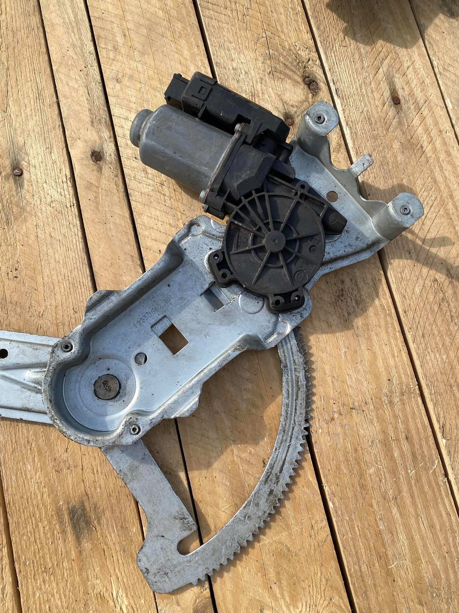 mechanism window regulator right front OPEL MERIVA A 13230562