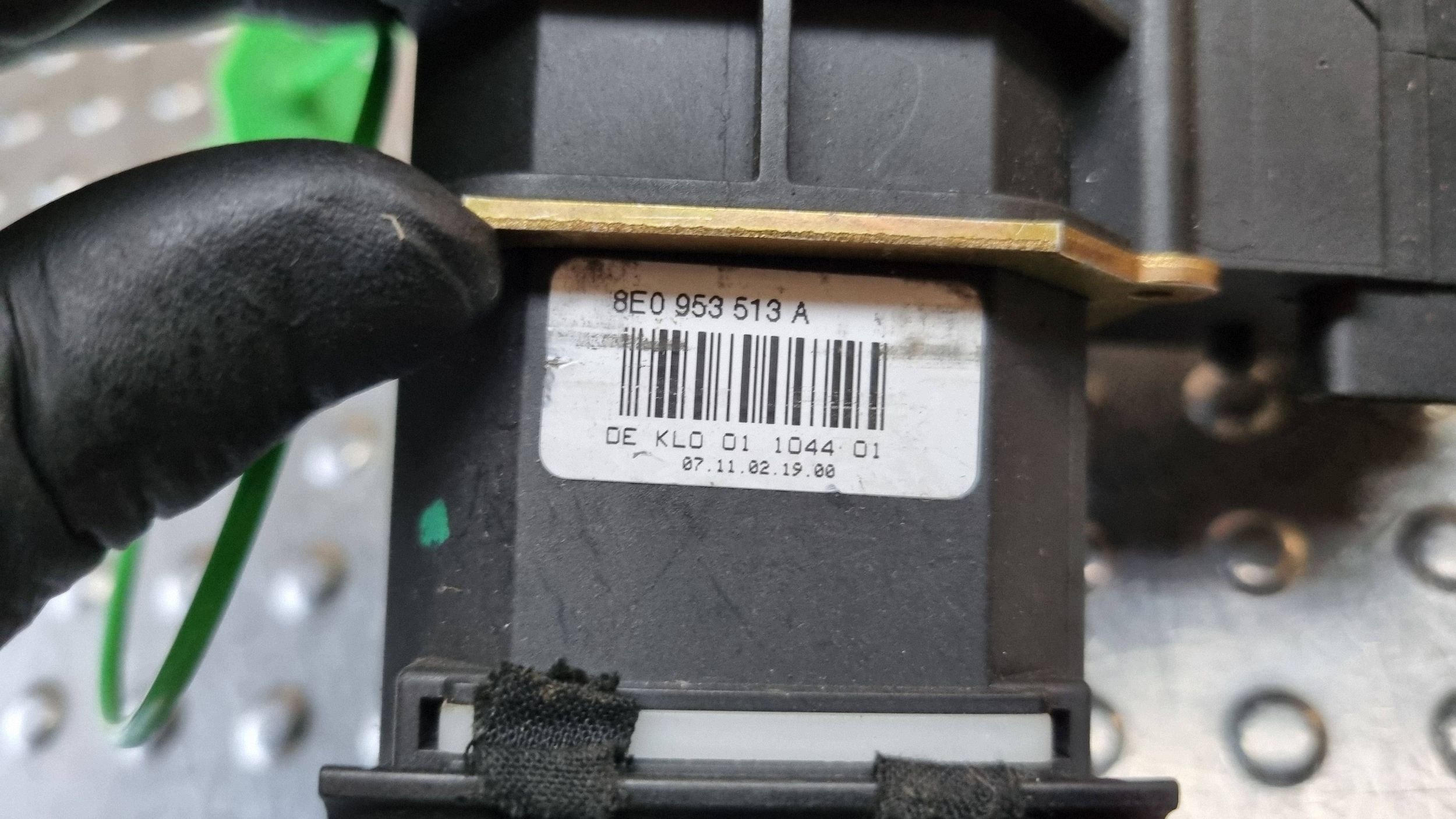 lenkstockhebel schalter blinkleuchten 8E0953513A AUDI A4 B6 B7