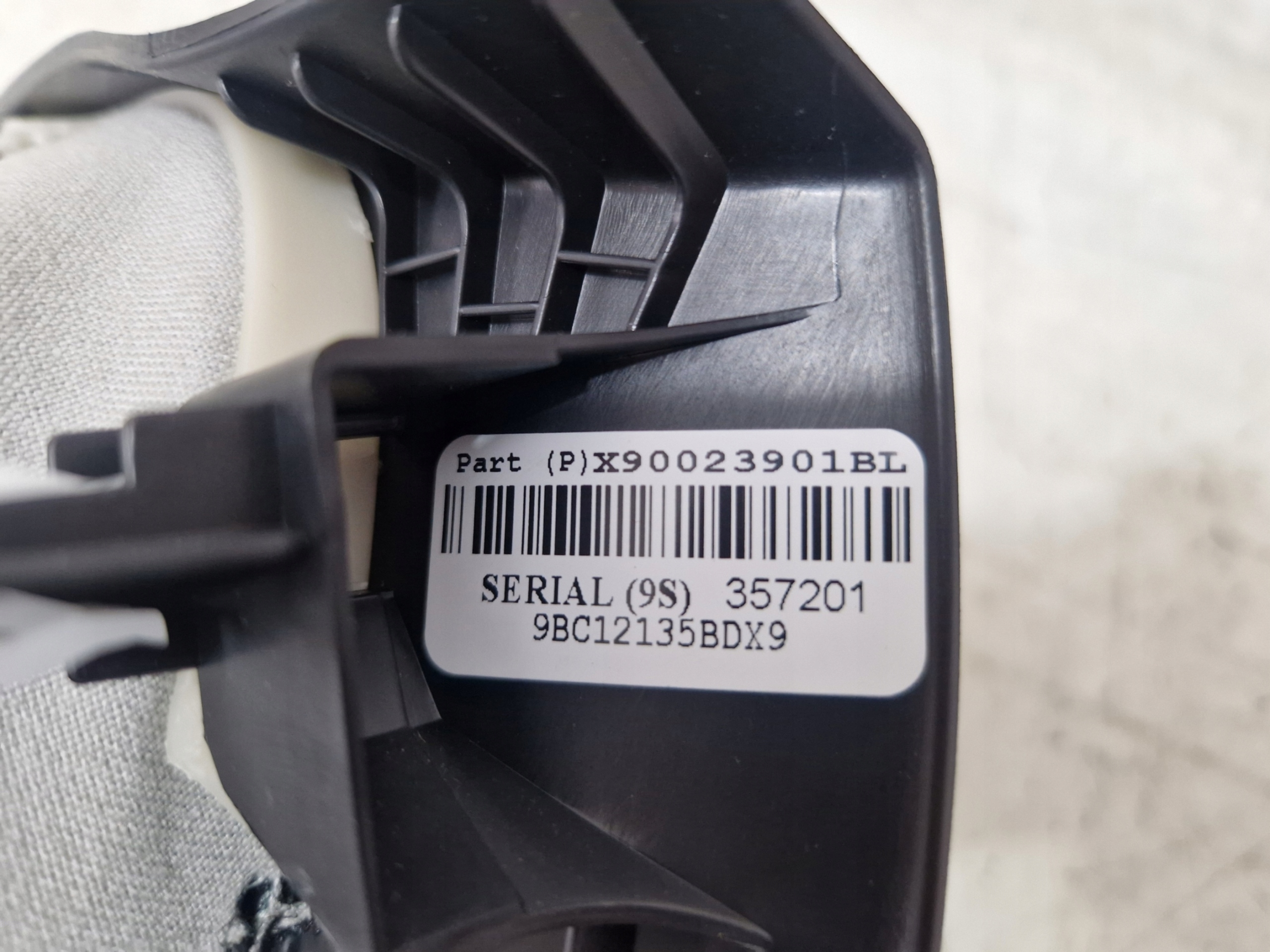 DODGE DURANGO 2021- Couvre Colonne de direction Volant 9BC12135BDX9