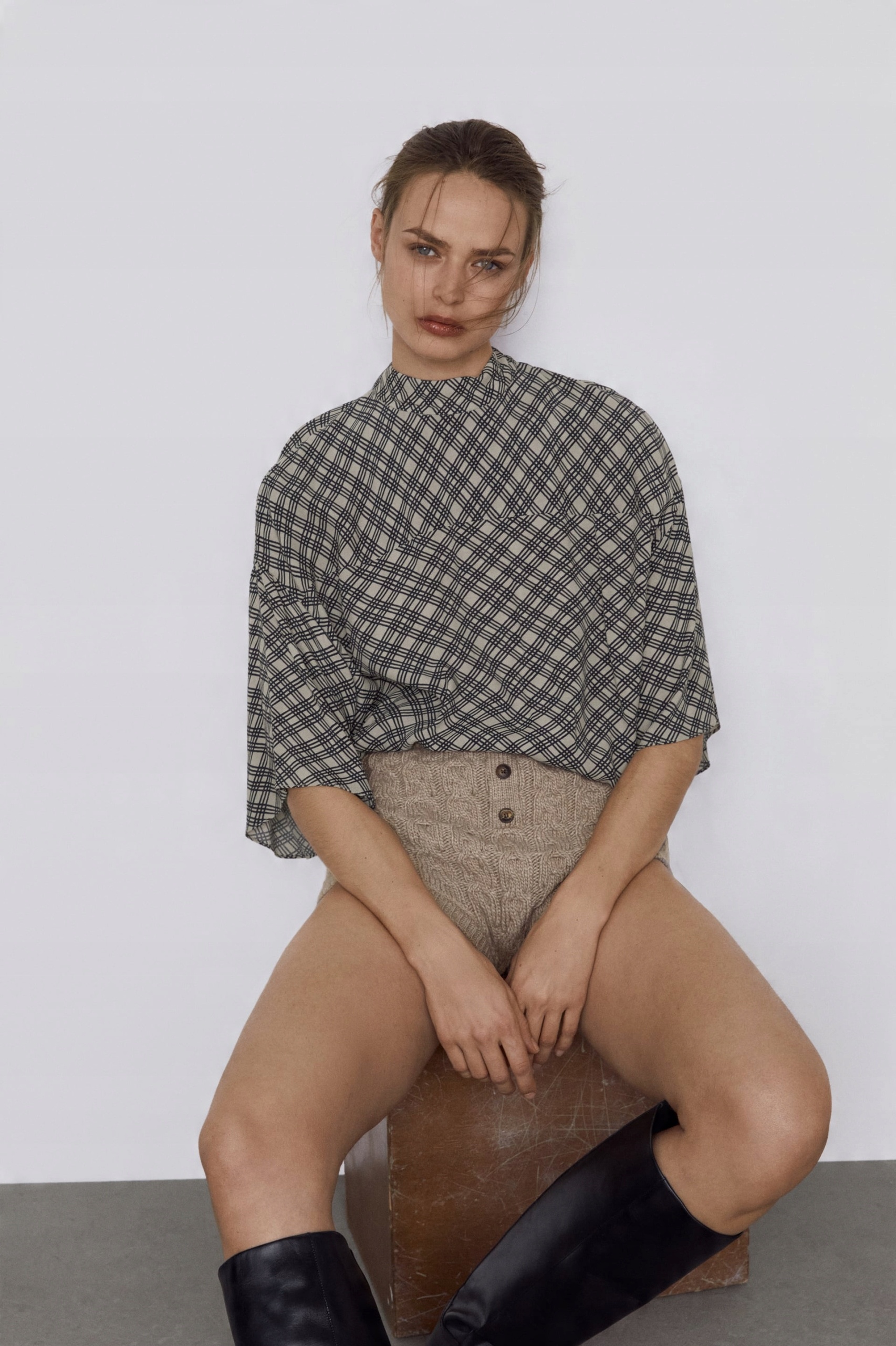 

Zara_bluzka W Kratke Oversize 8192036