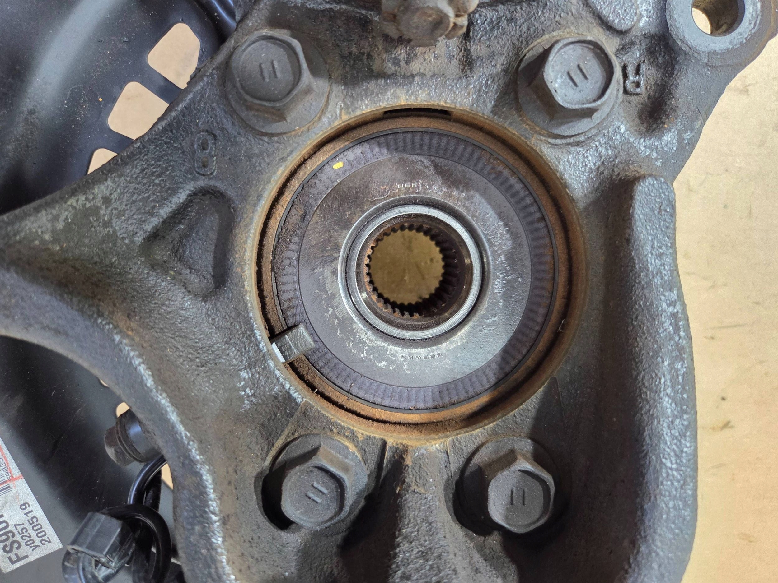 Toyota RAV 4 (XA50) swing front right 7A (Z765)