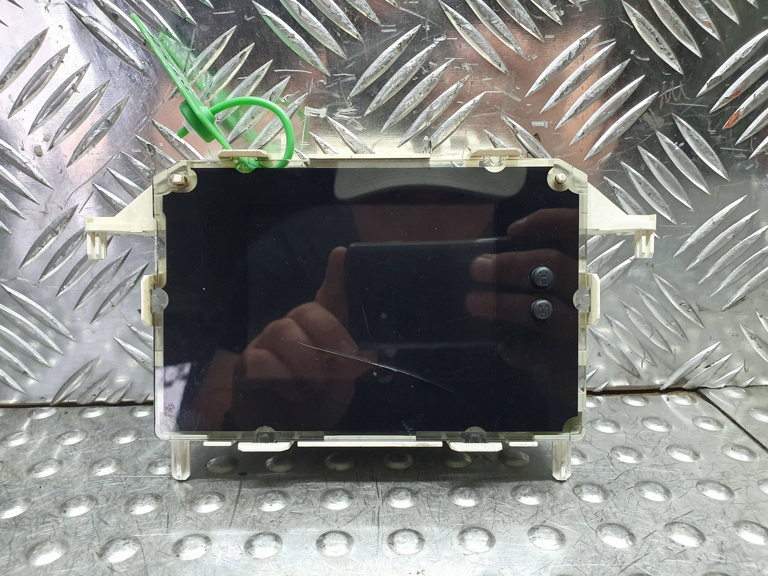 display RADIA BA6T-18B955-FB FORD FIESTA MK7