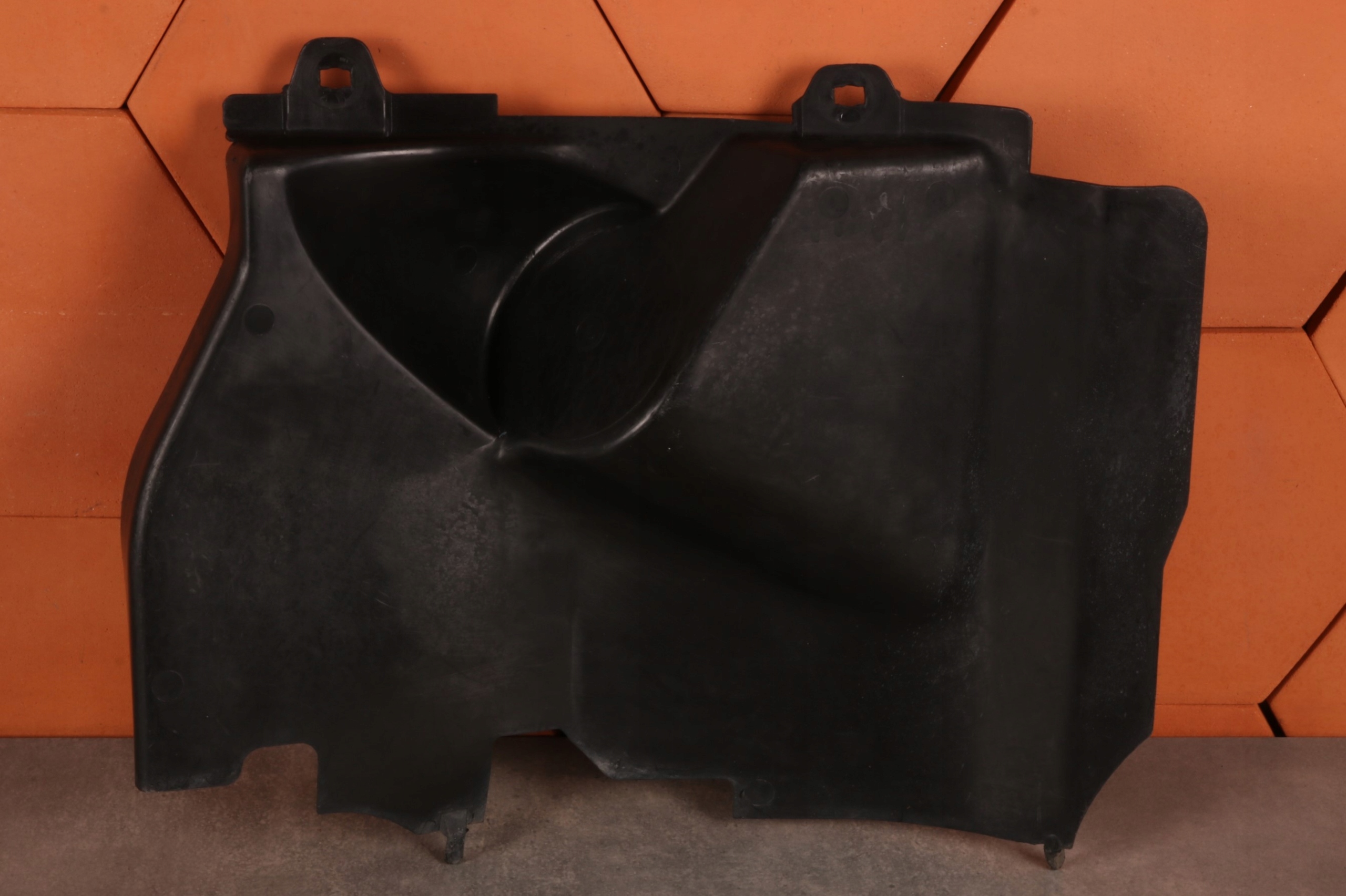 BMW 3' E30 cover spoiler cap REFLEKTORA lights right front 1965252