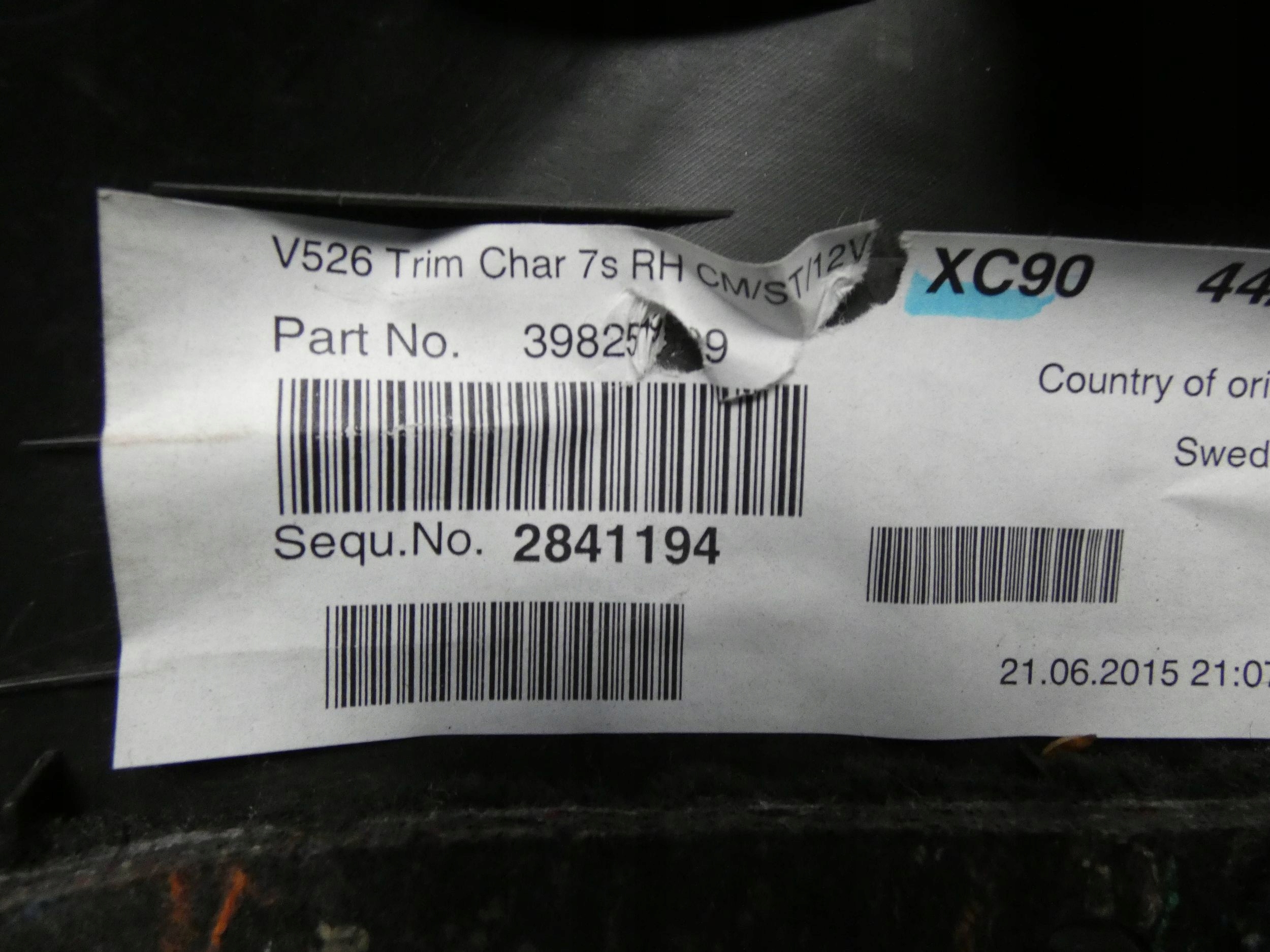 VOLVO XC90 II side upholstery boot right rear part 7 OSOB