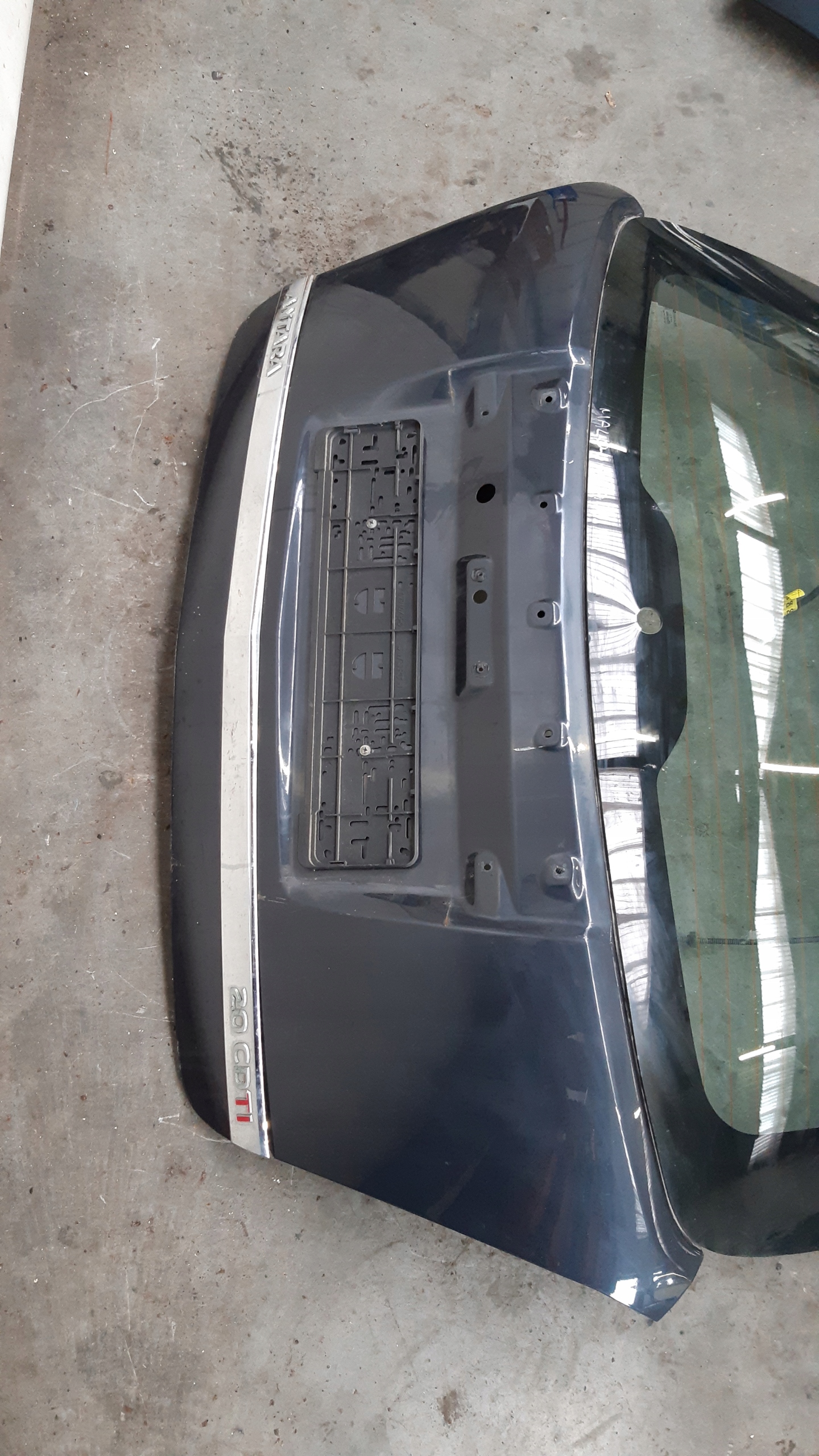 trunk door boot 88U Opel Antara